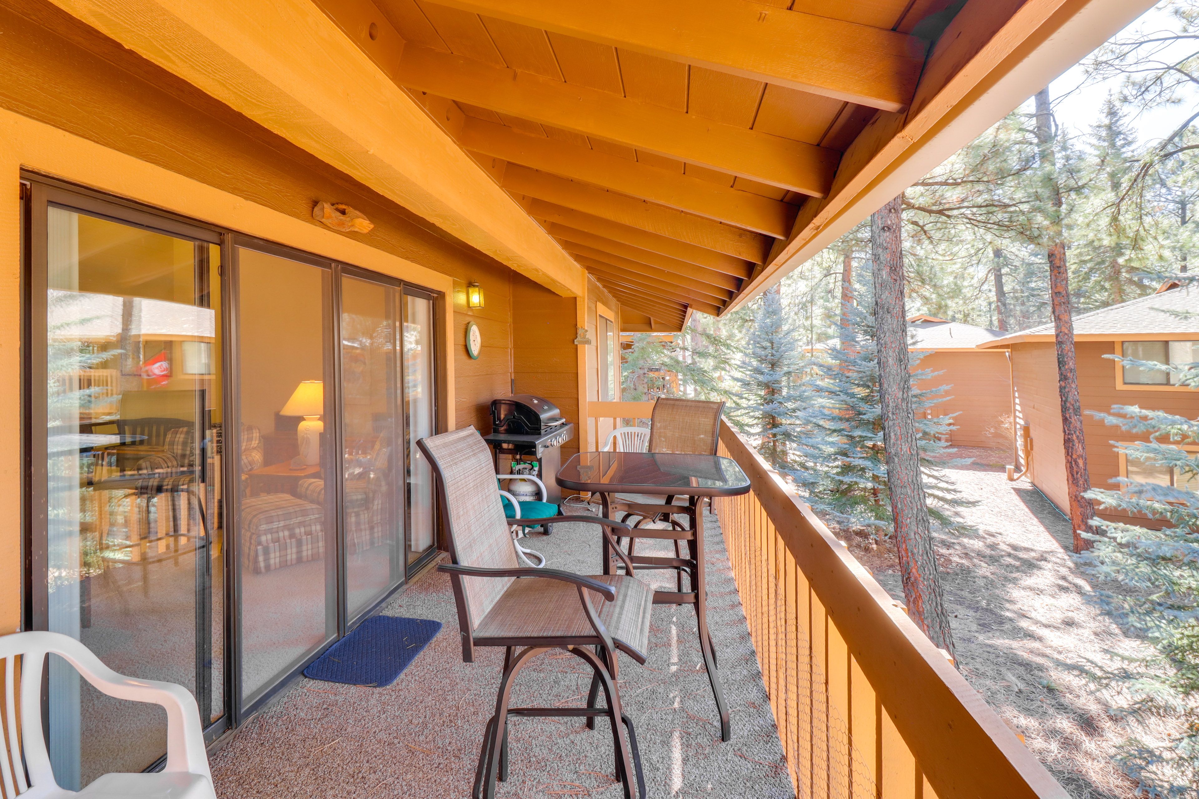 Balcony | Grill | Dining Area | Lounge Seating