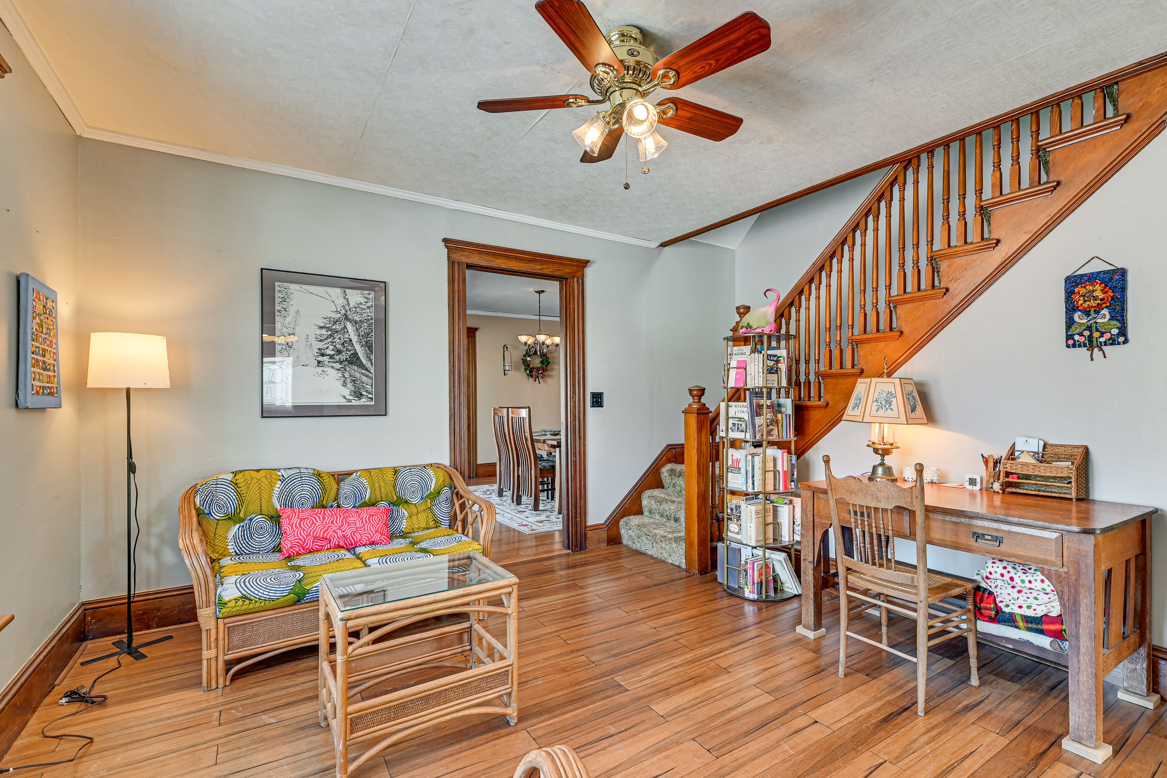 Entry Foyer | Laptop Workspace | 1st Floor