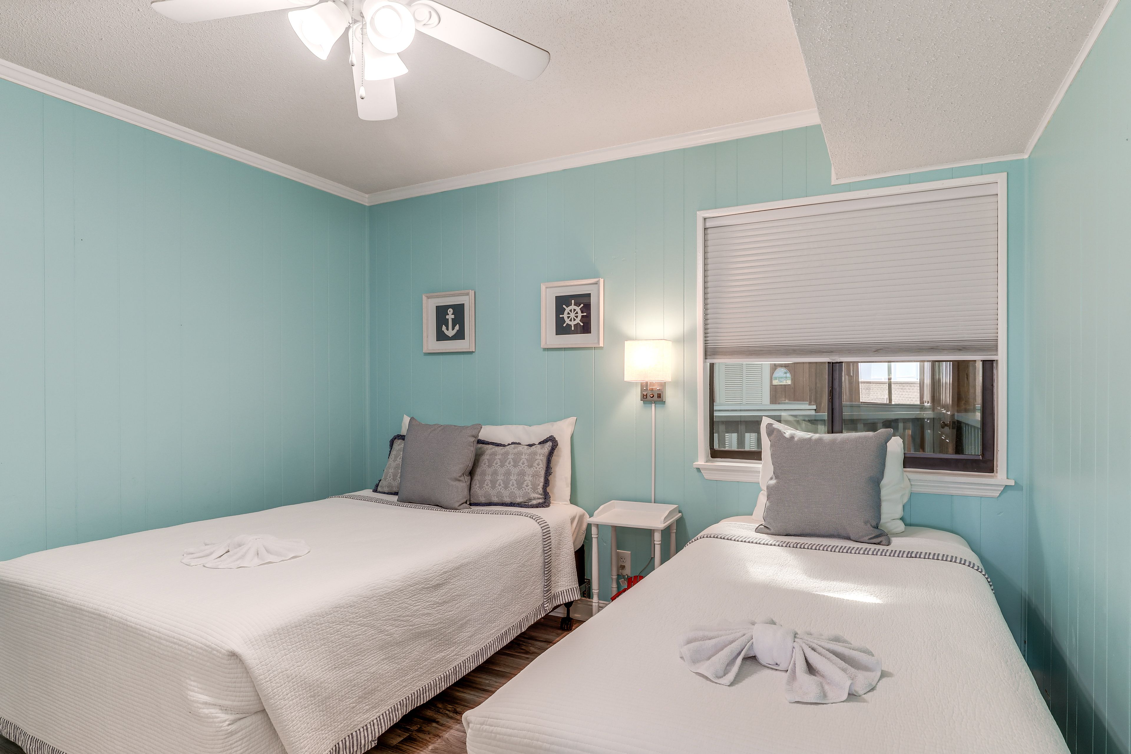 Bedroom 2 | Full Bed | Twin Bed