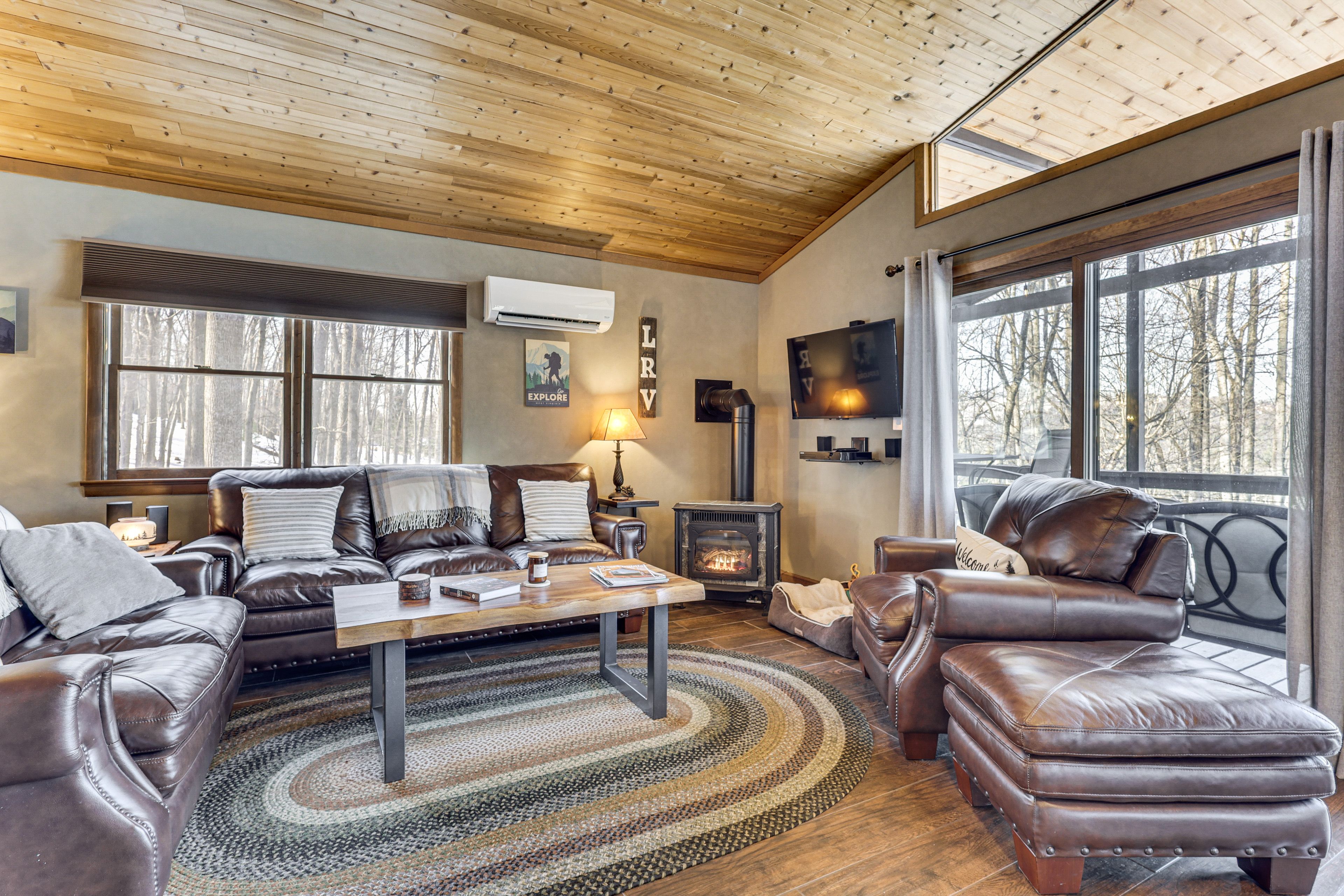 Living Area | Queen Sleeper Sofa