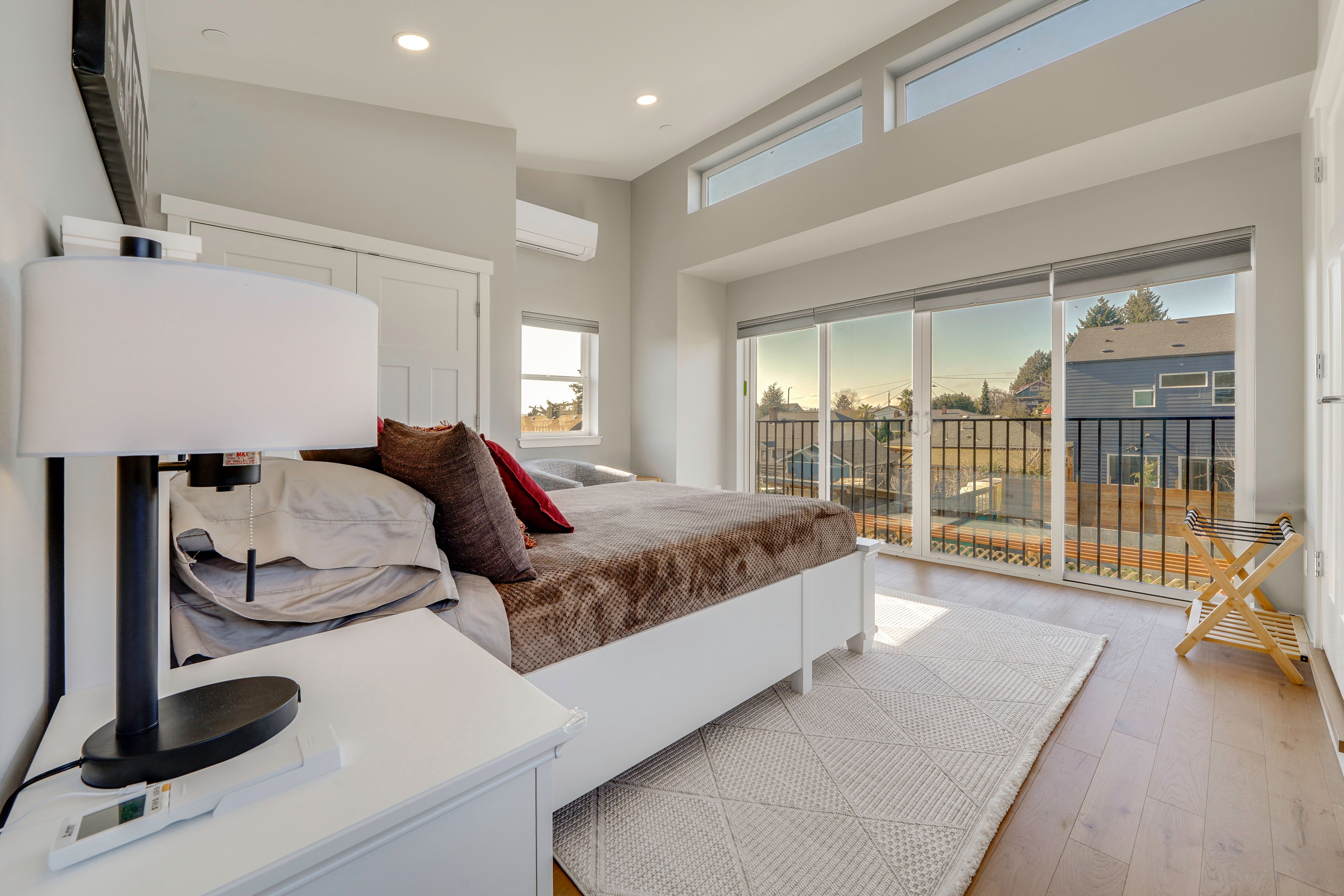 Bedroom | Queen Bed | 2nd Floor