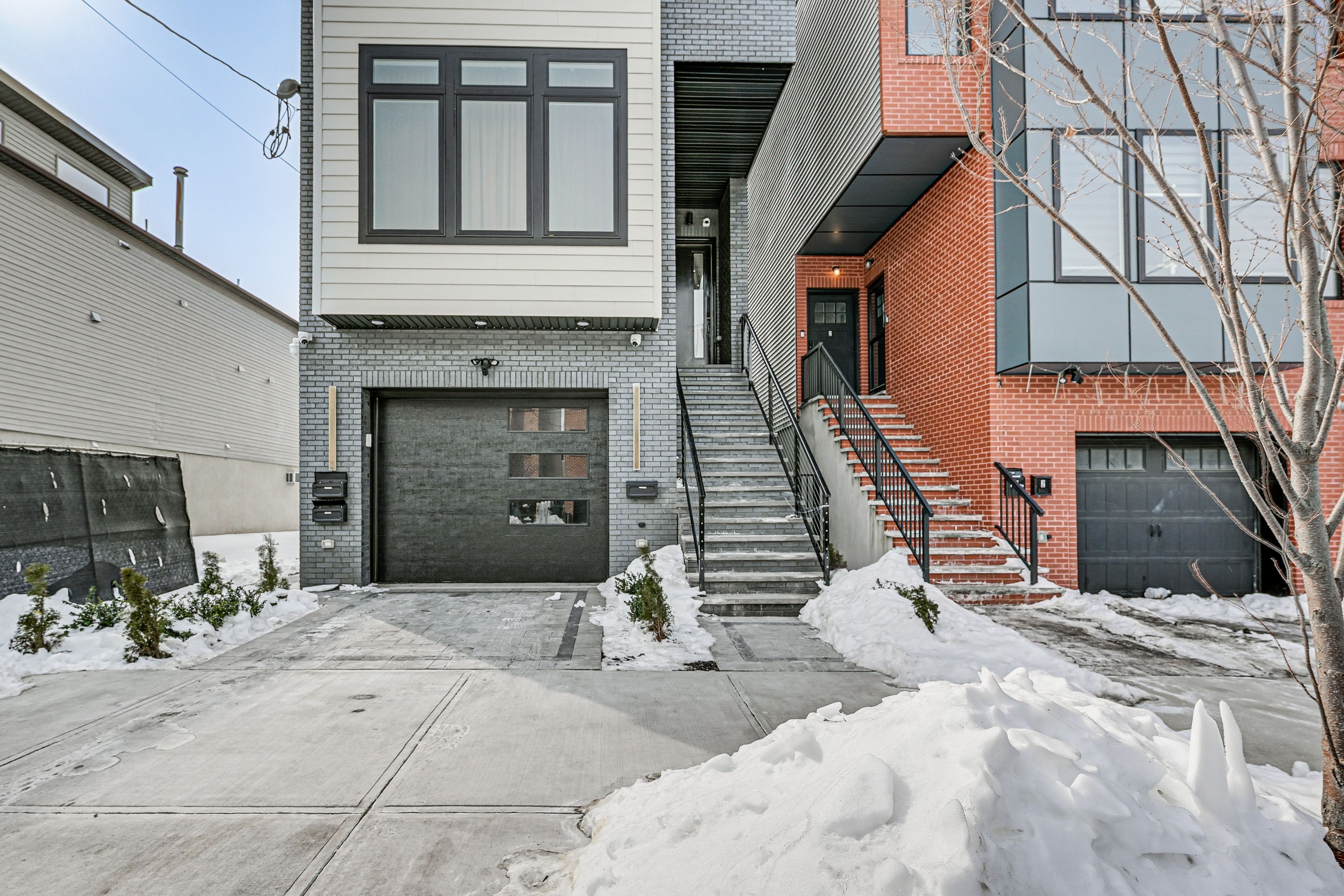 Parking | Free Street Parking (First-Come, First-Served)