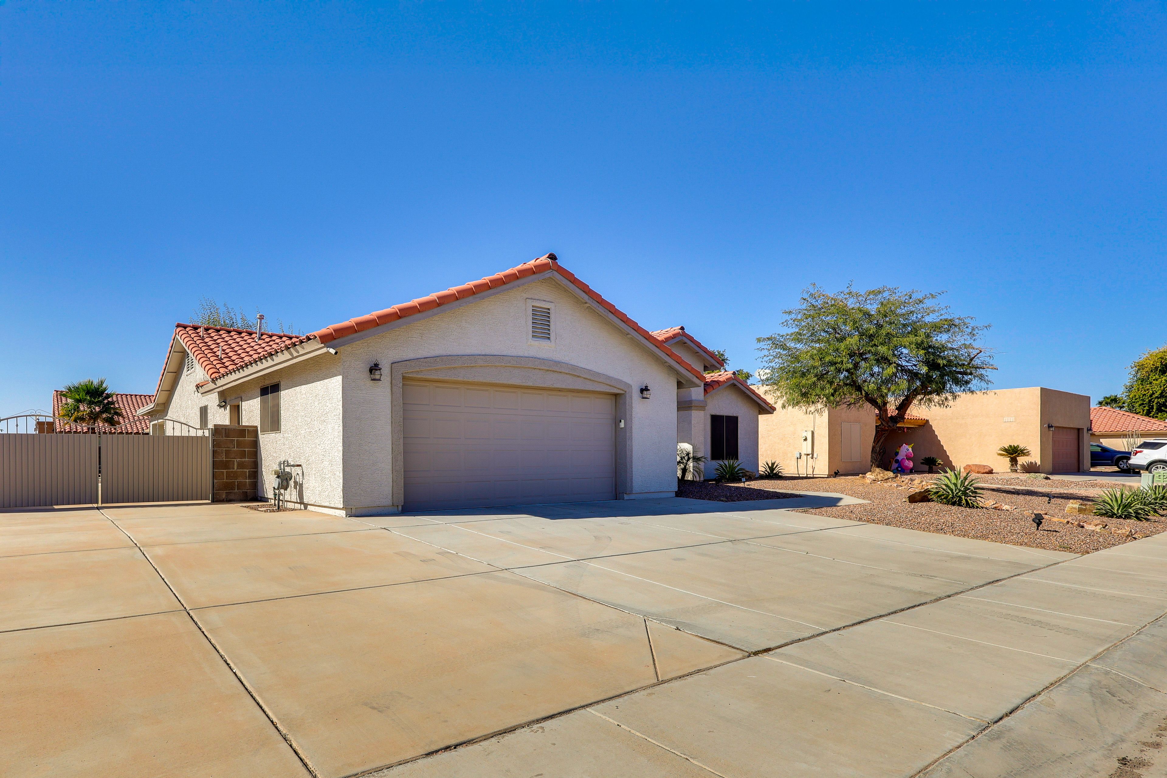 Parking | Garage (2 Vehicles) | Driveway (3 Vehicles) | RV/Trailer/Boat Parking