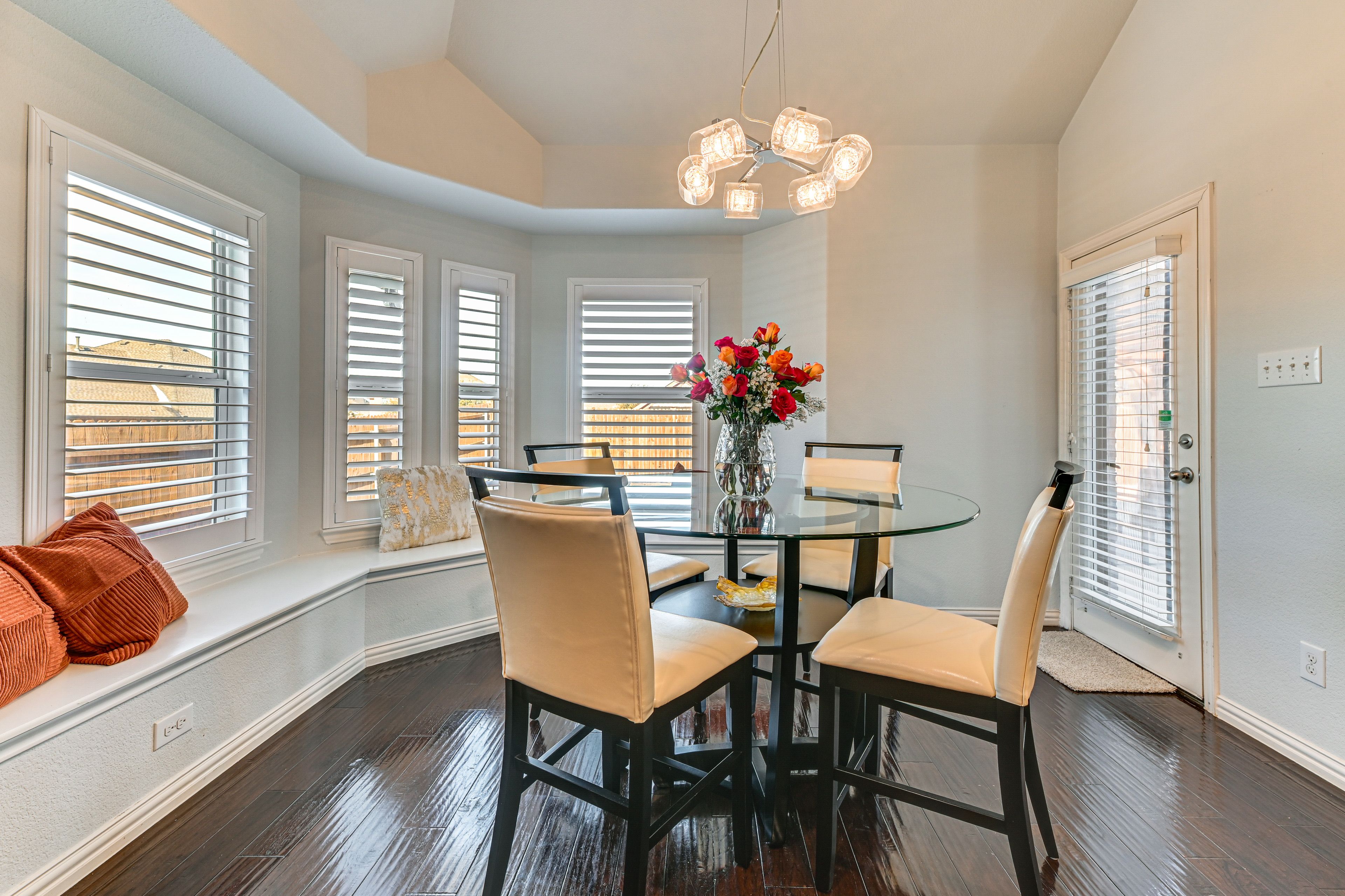 Breakfast Nook | 1st Floor