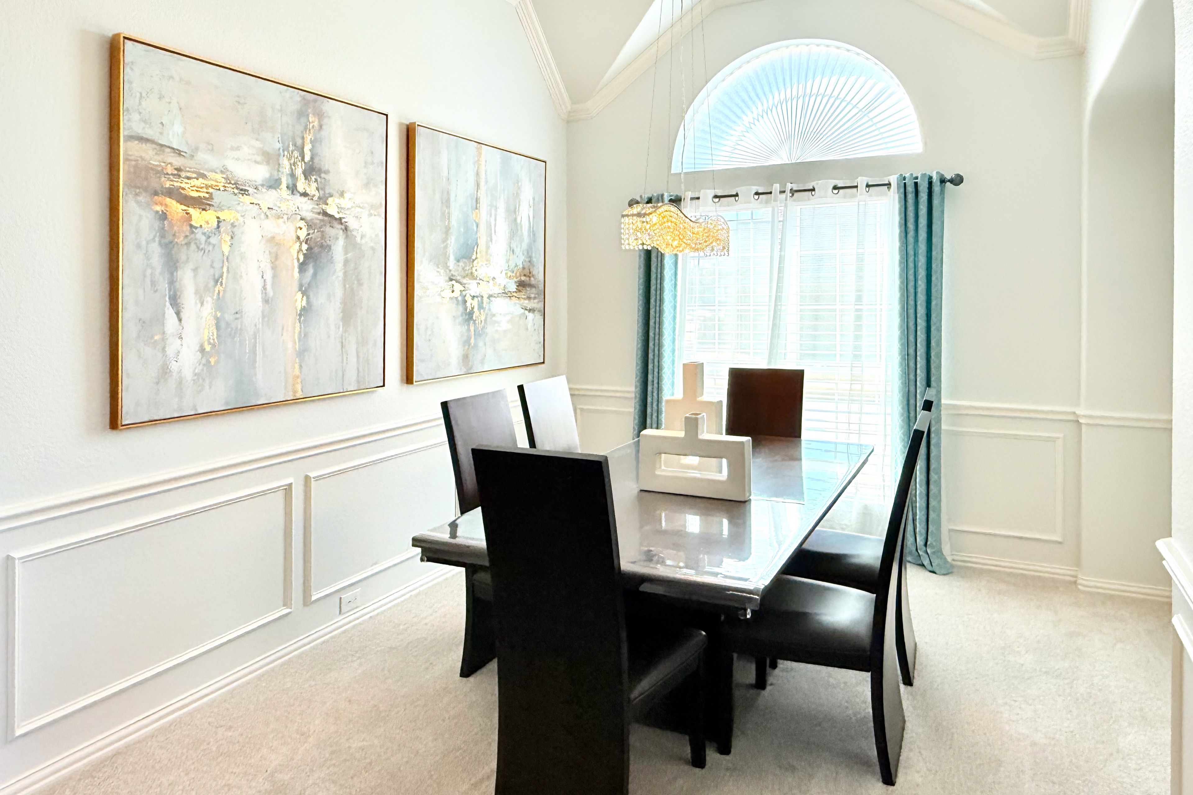 Dining Room | 1st Floor