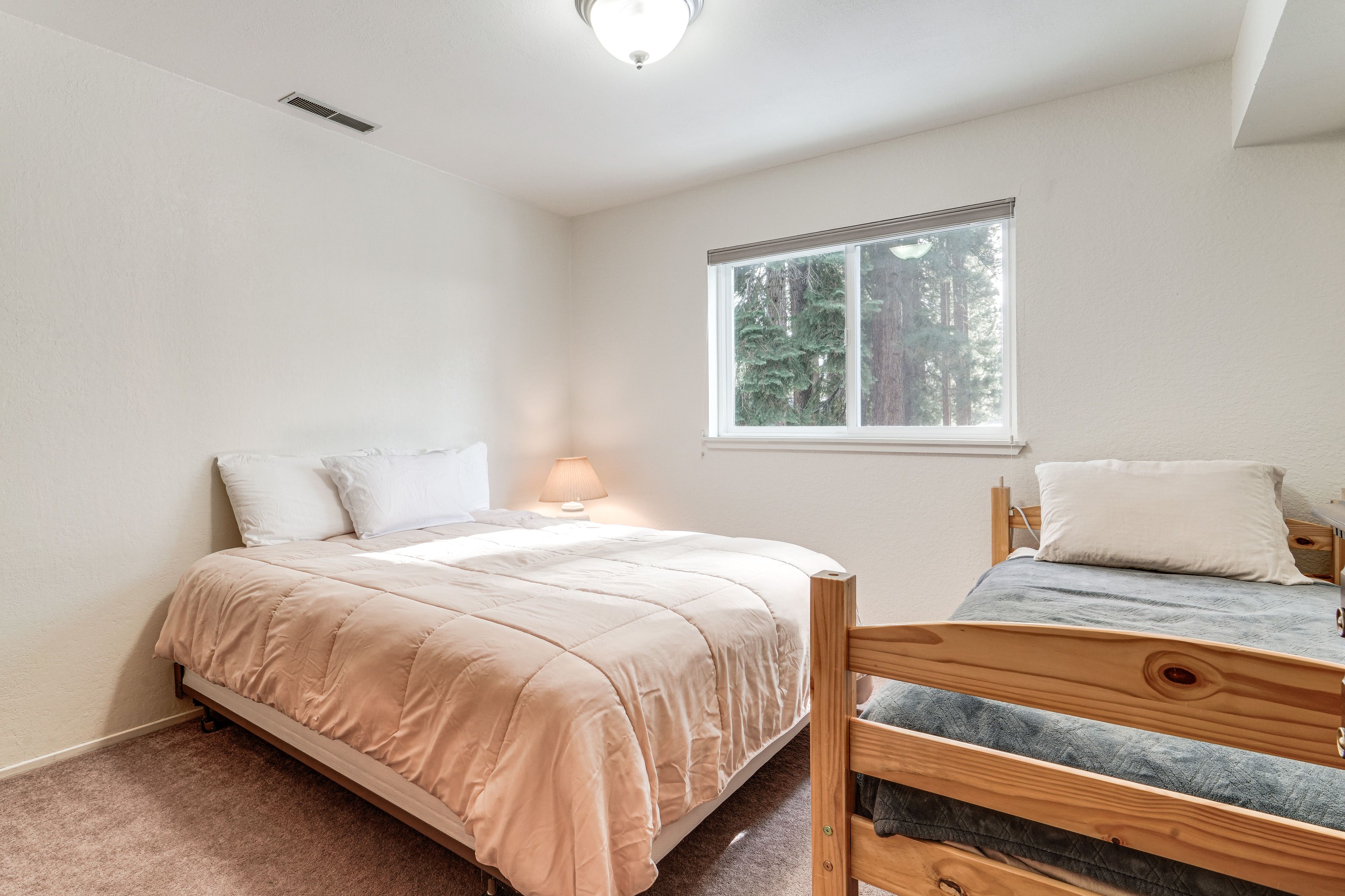 Bedroom 3 | Queen Bed | Full Bed | 1st Floor