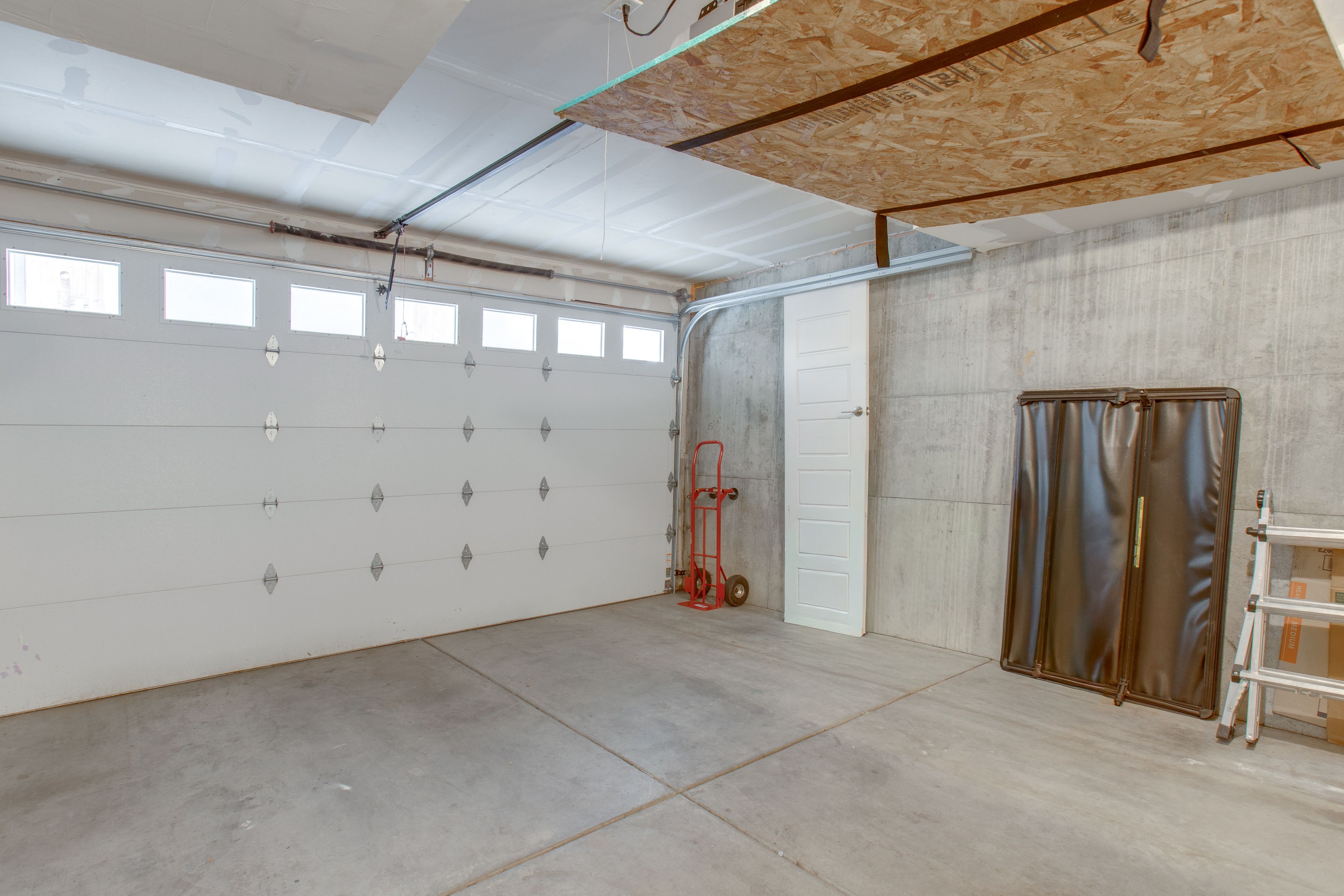 Garage Parking | 2 Vehicles