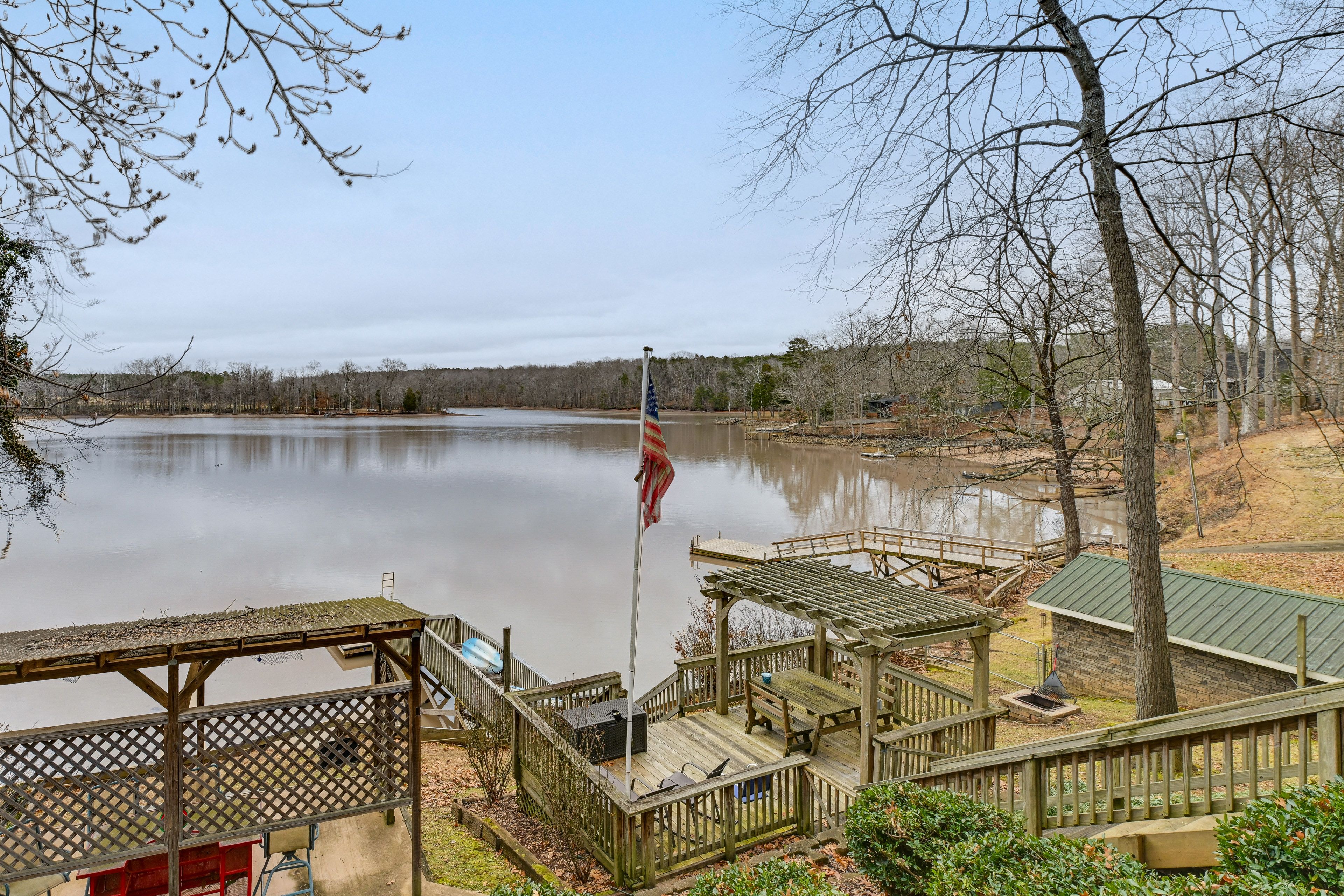 Private Deck | Lake Access | Dock