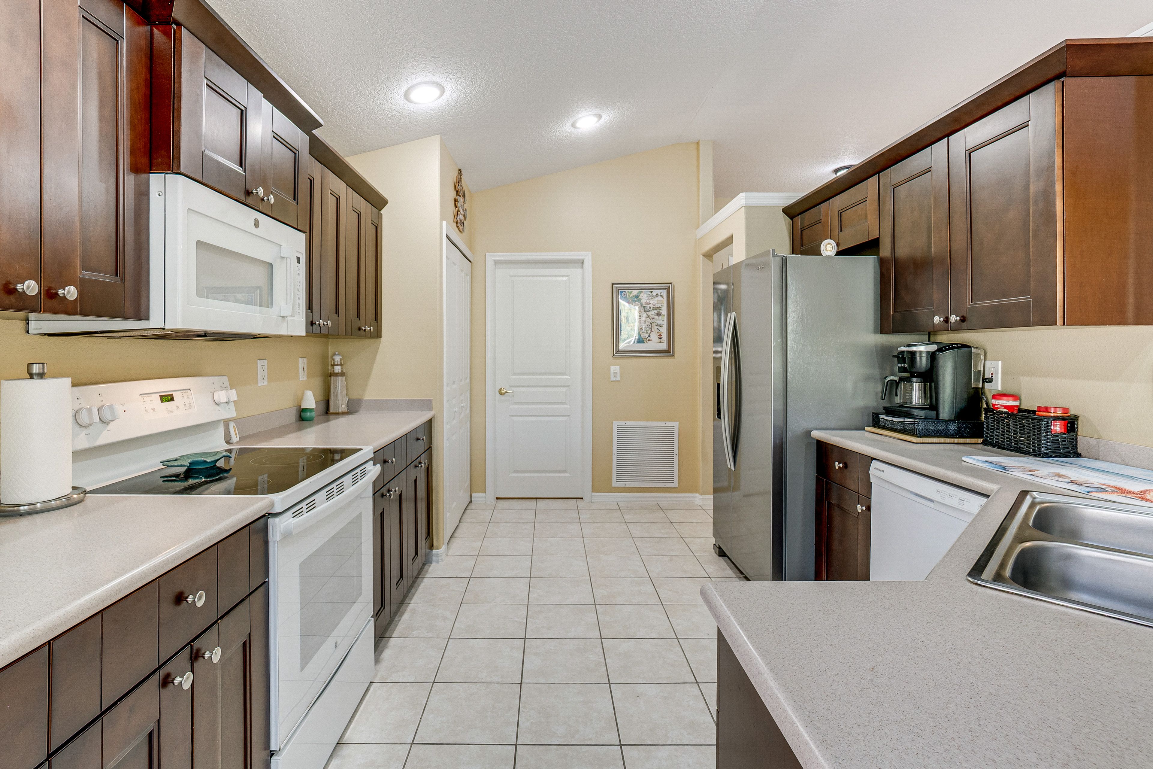 Kitchen | Dishwasher