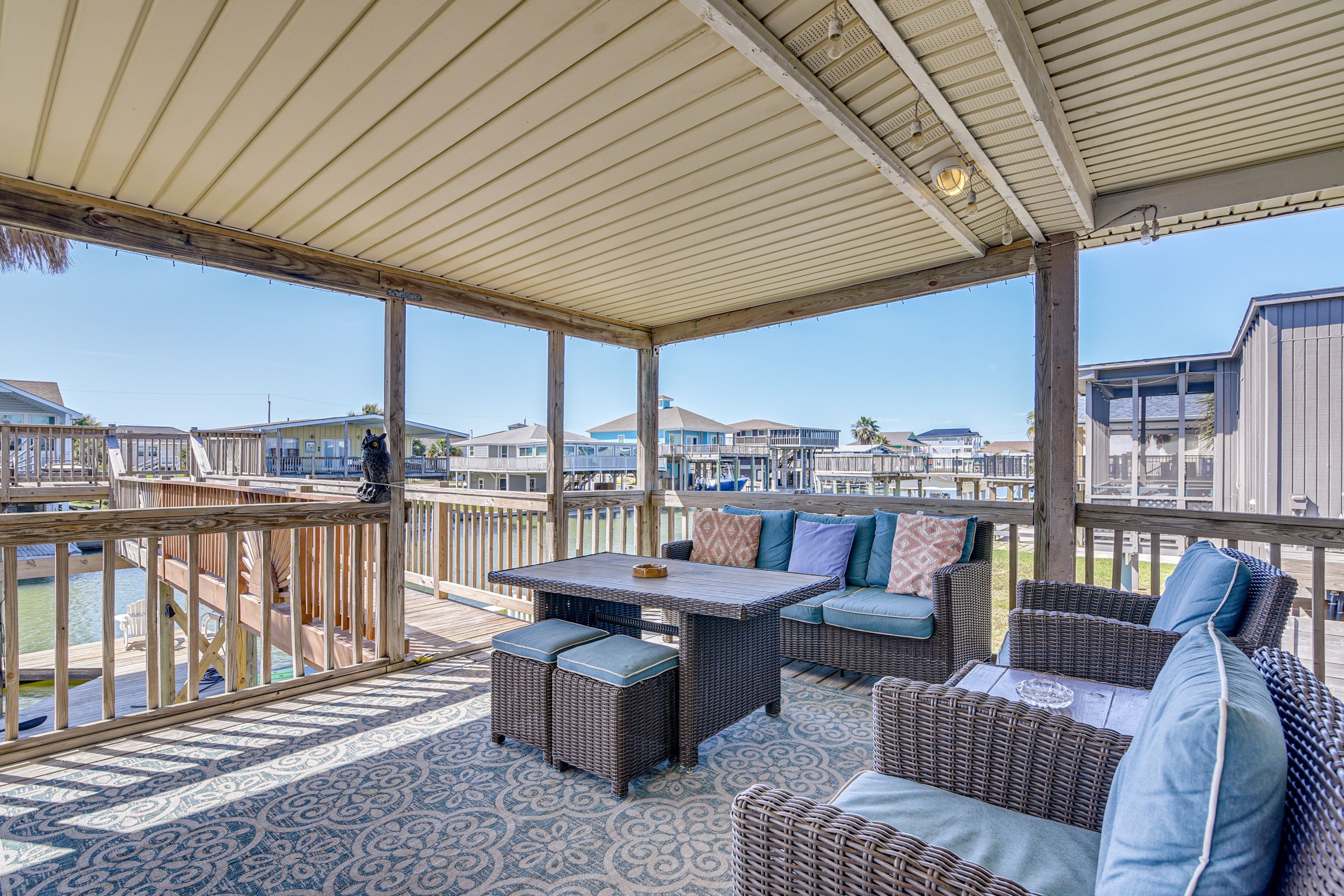 Galveston Vacation Rental | 4BR | 2BA | 1,576 Sq Ft