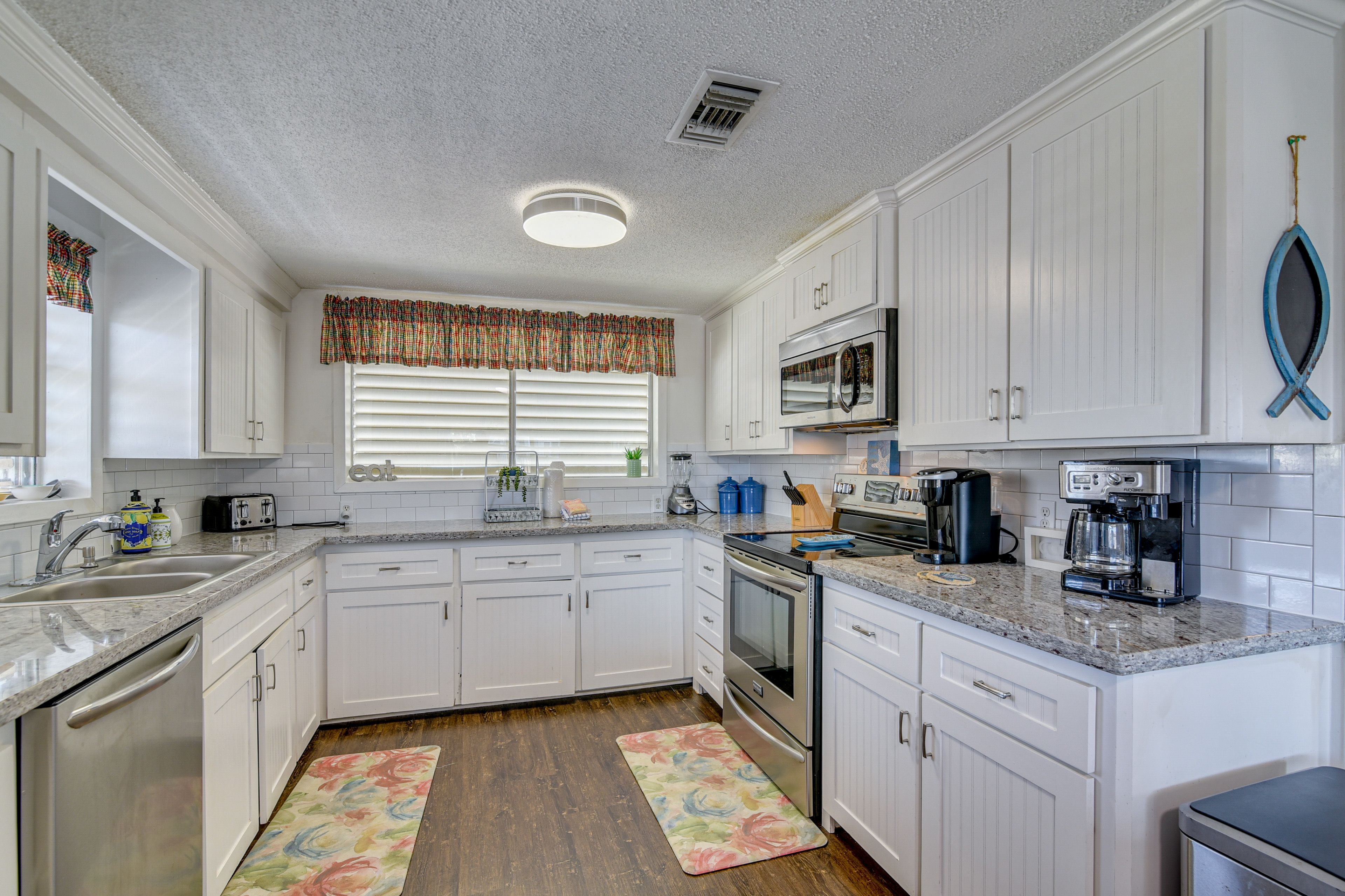 Kitchen | Refrigerator | 2nd Floor