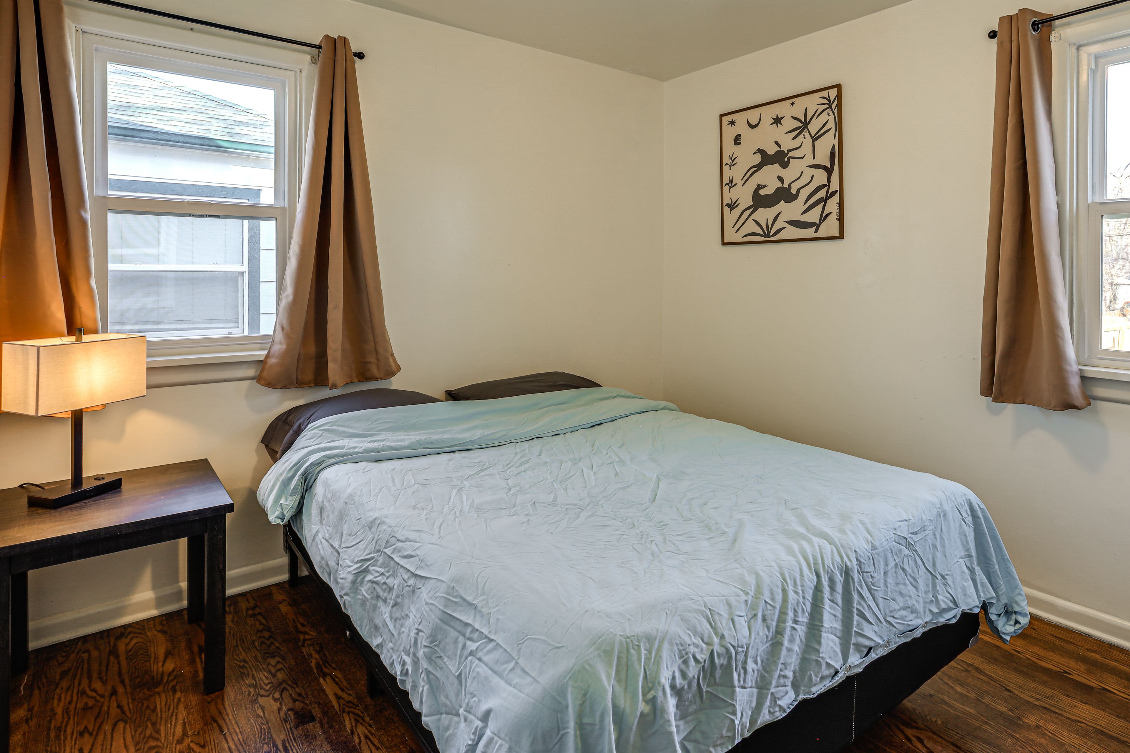 Bedroom 1 | Queen Bed | Main Level