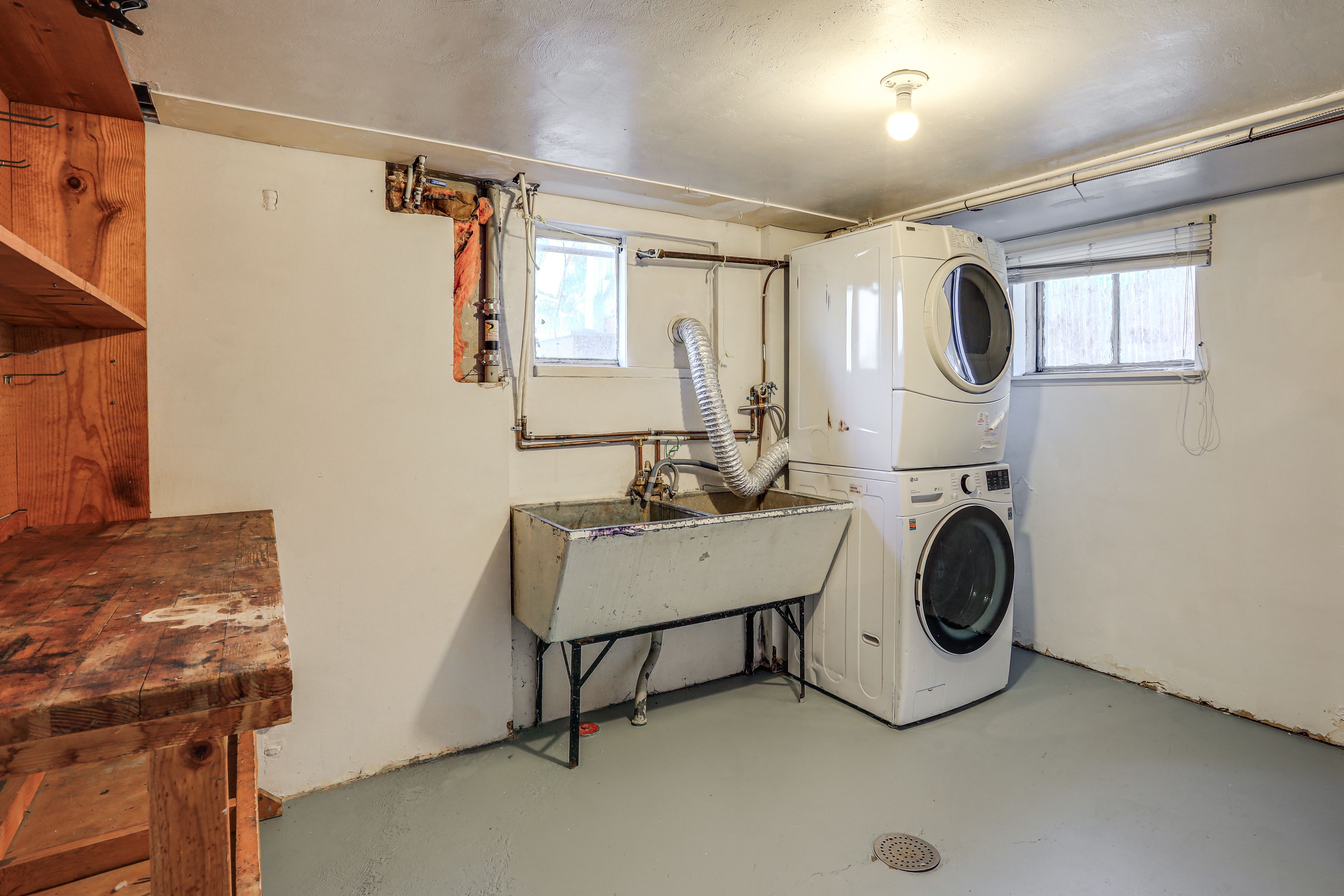 Washer/Dryer | Basement Level
