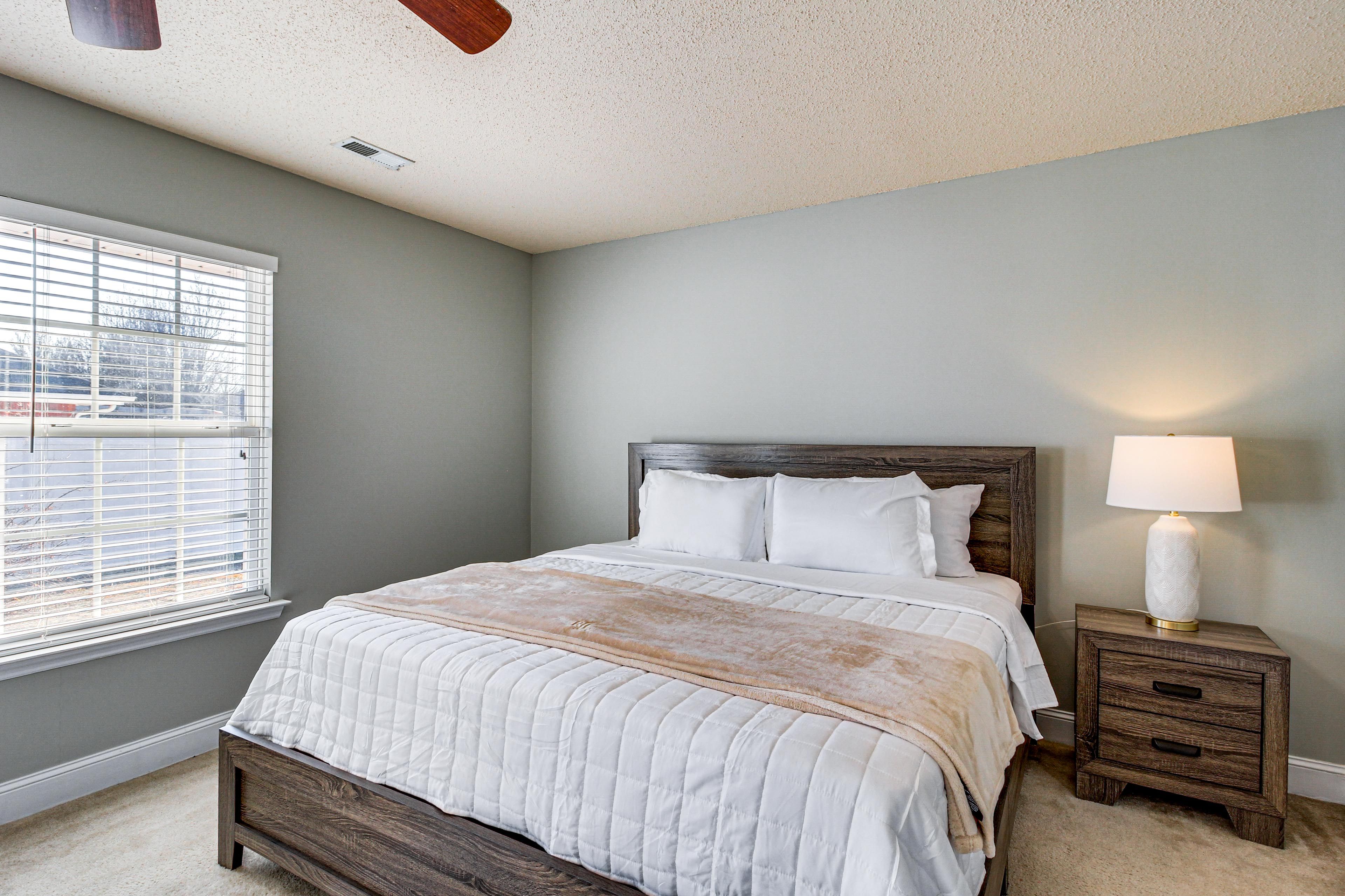 Bedroom 1 | Full Bed