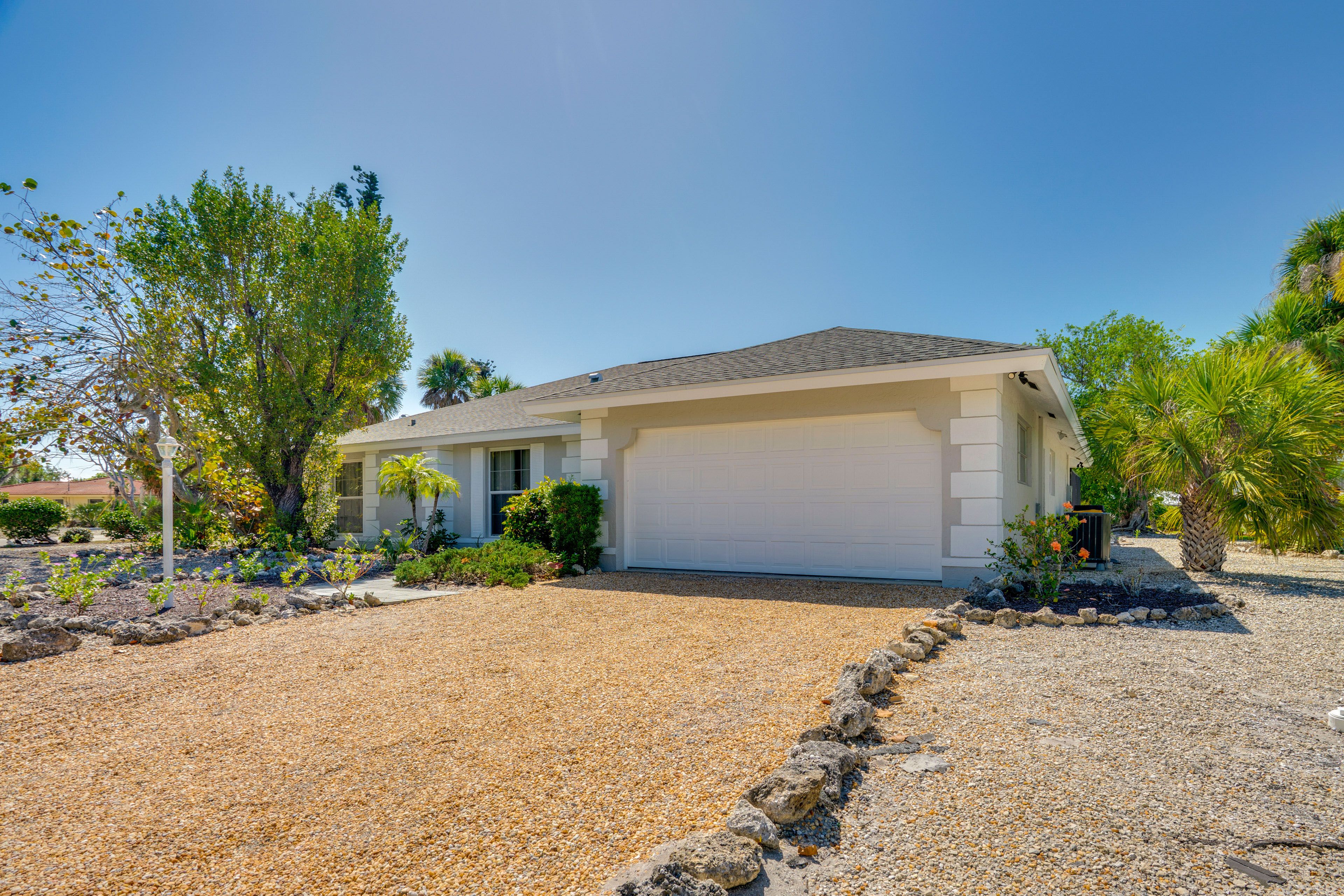 Parking | Driveway (2 Vehicles)