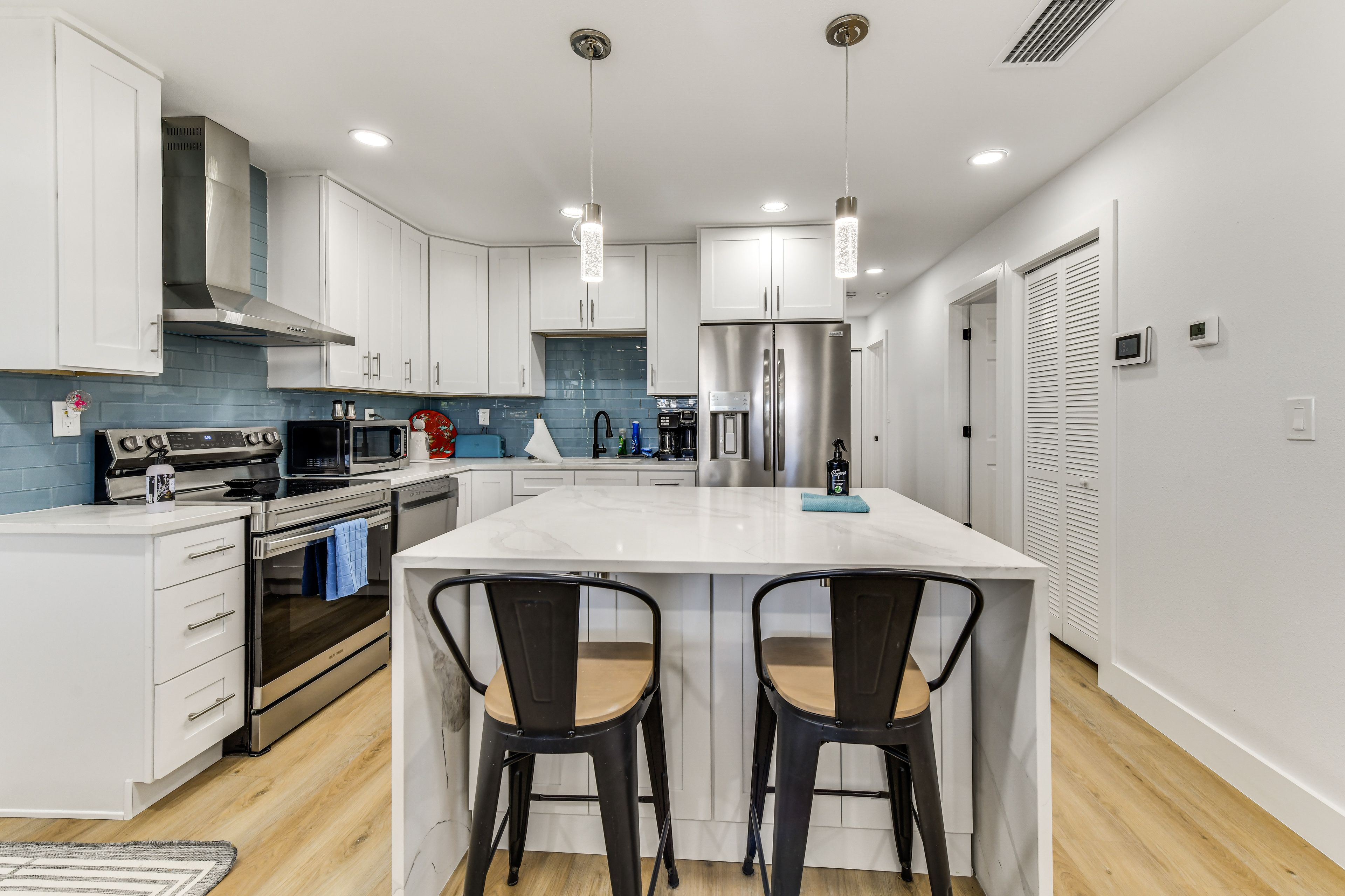Breakfast Bar