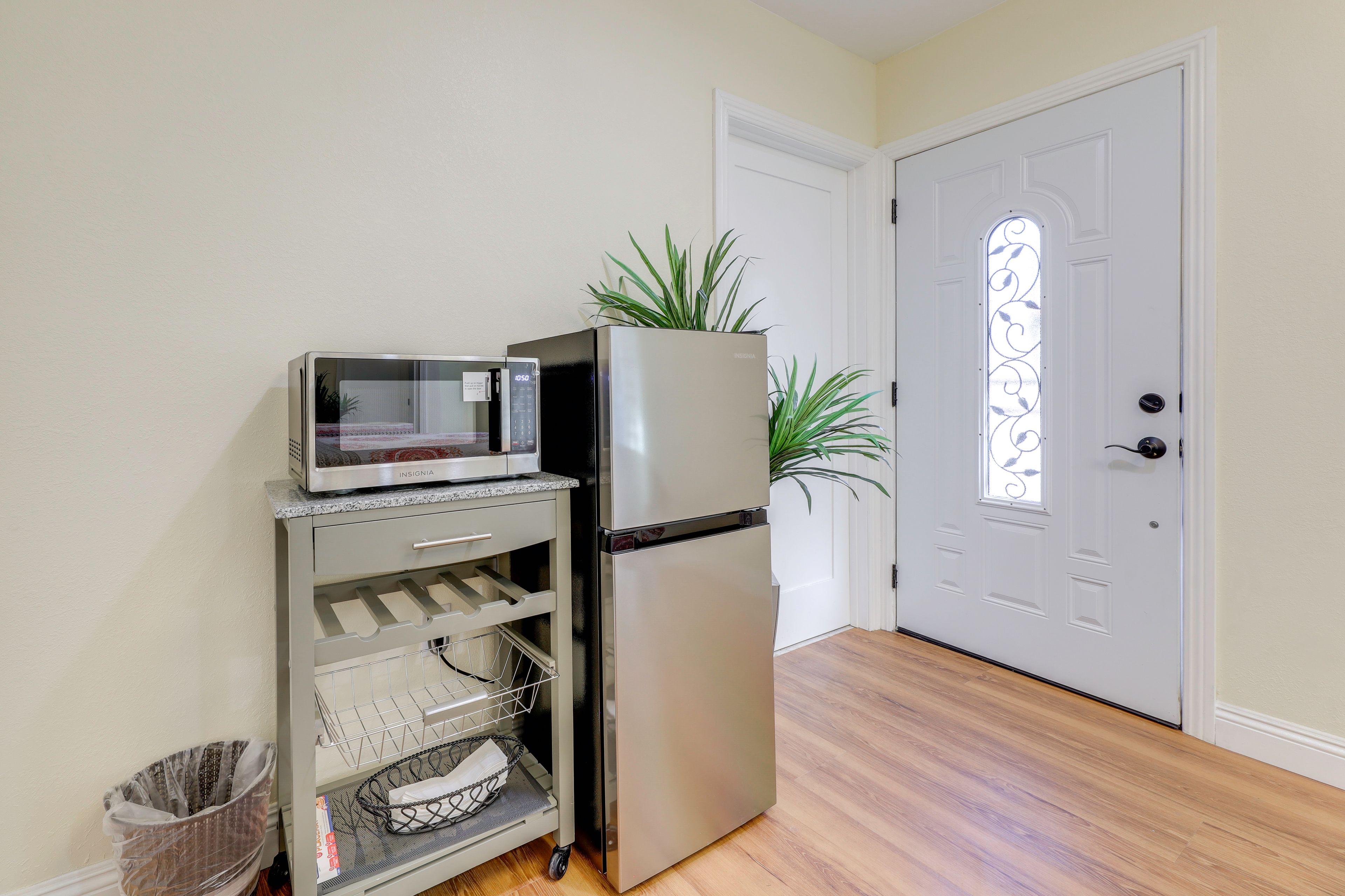 Studio | Kitchenette