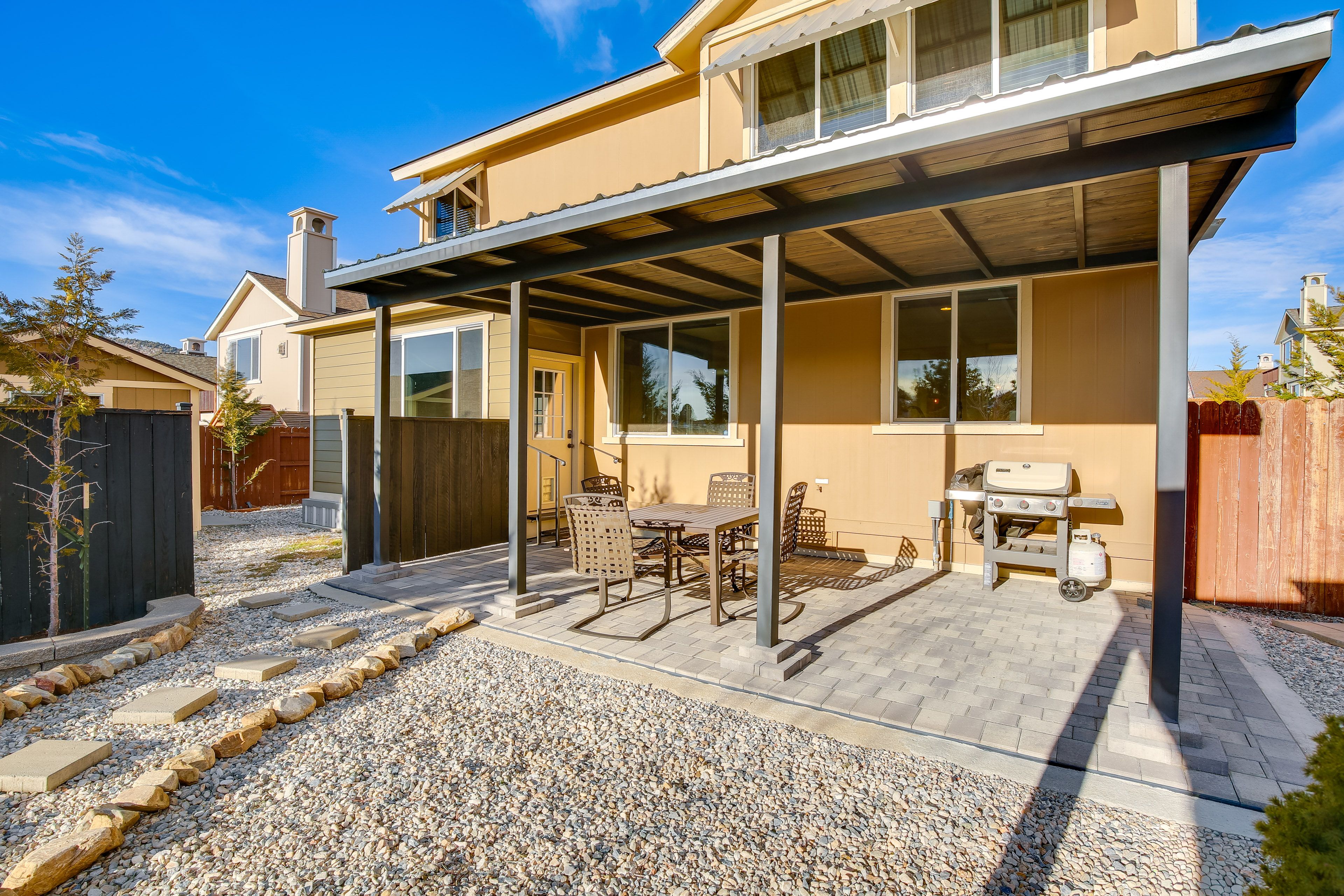 Patio | Gas Grill | Dining Area