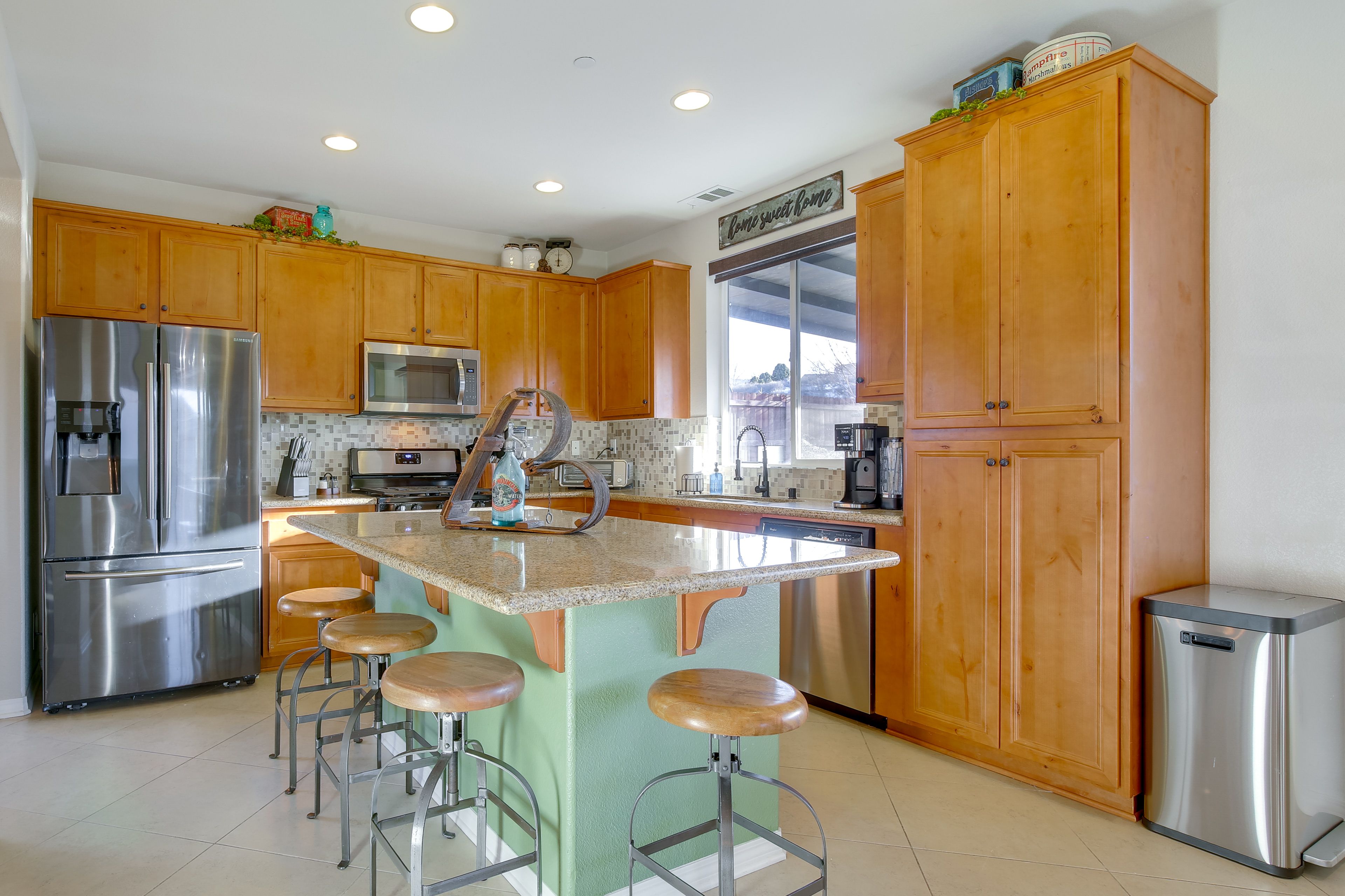 Kitchen | Blender | Toaster Oven | 1st Floor