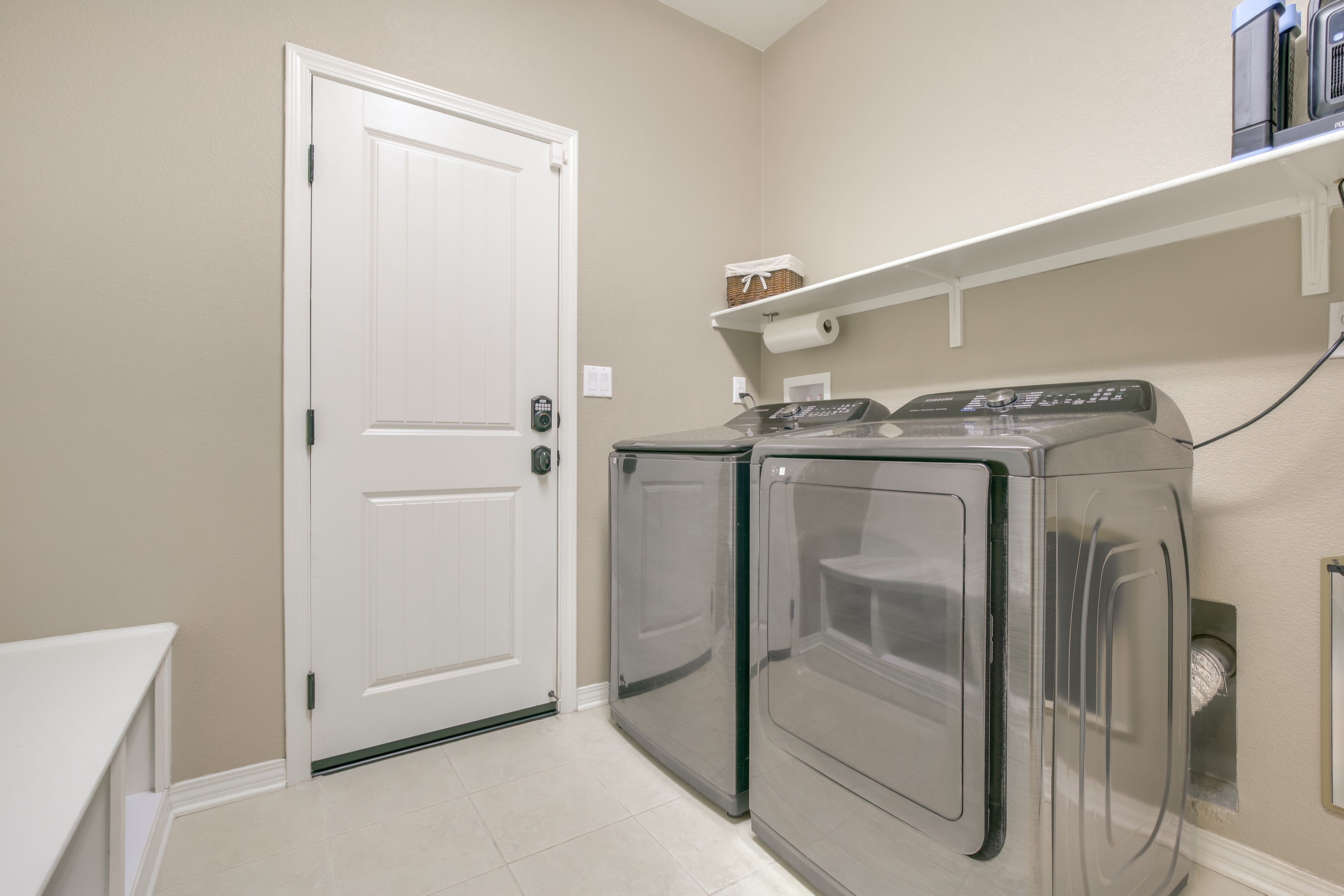 Laundry Room | Boot/Glove Dryer | 1st Floor
