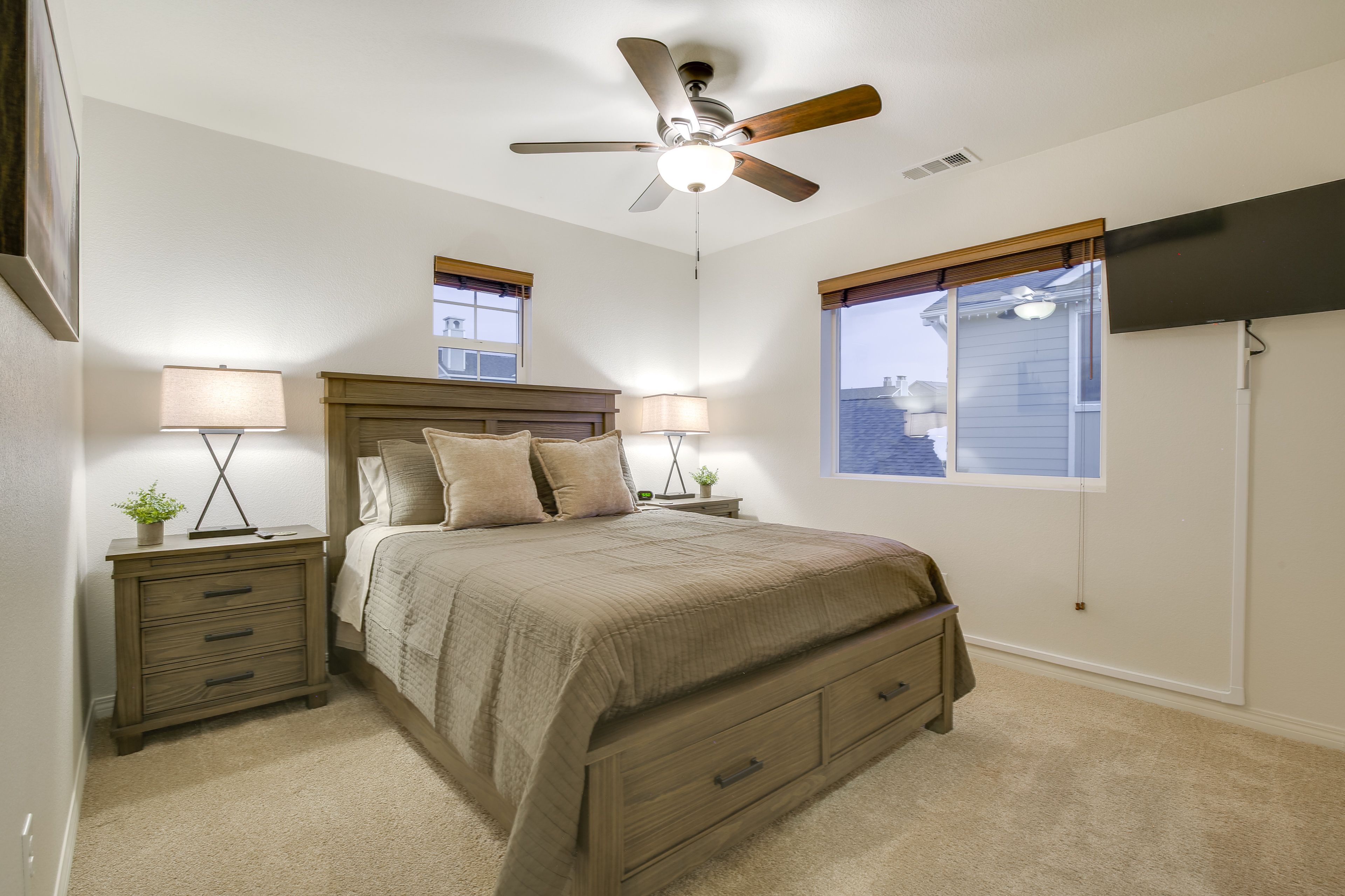 Bedroom 2 | Queen Bed | 2nd Floor