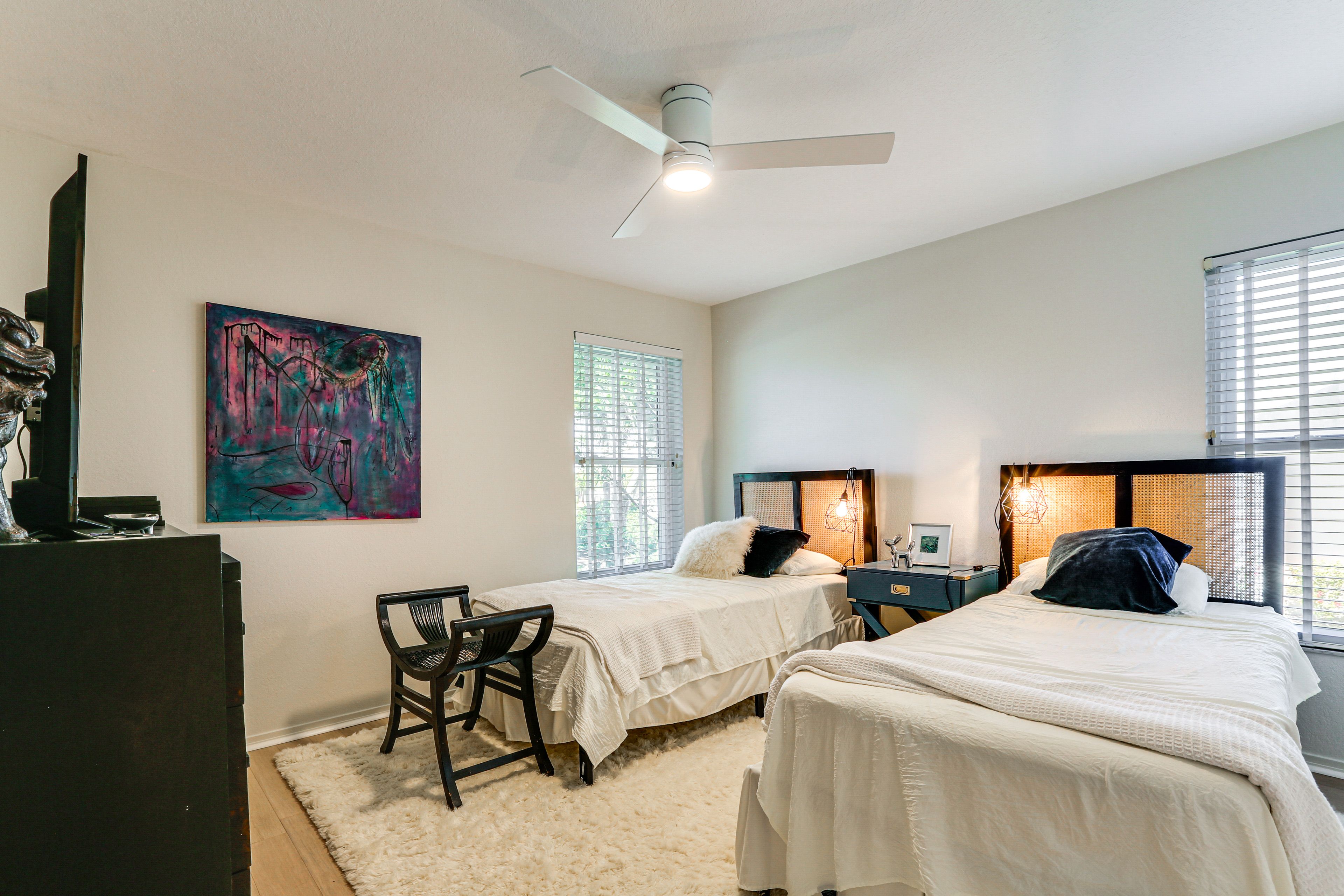 Bedroom 3 | 2 Twin Beds | 1st Floor