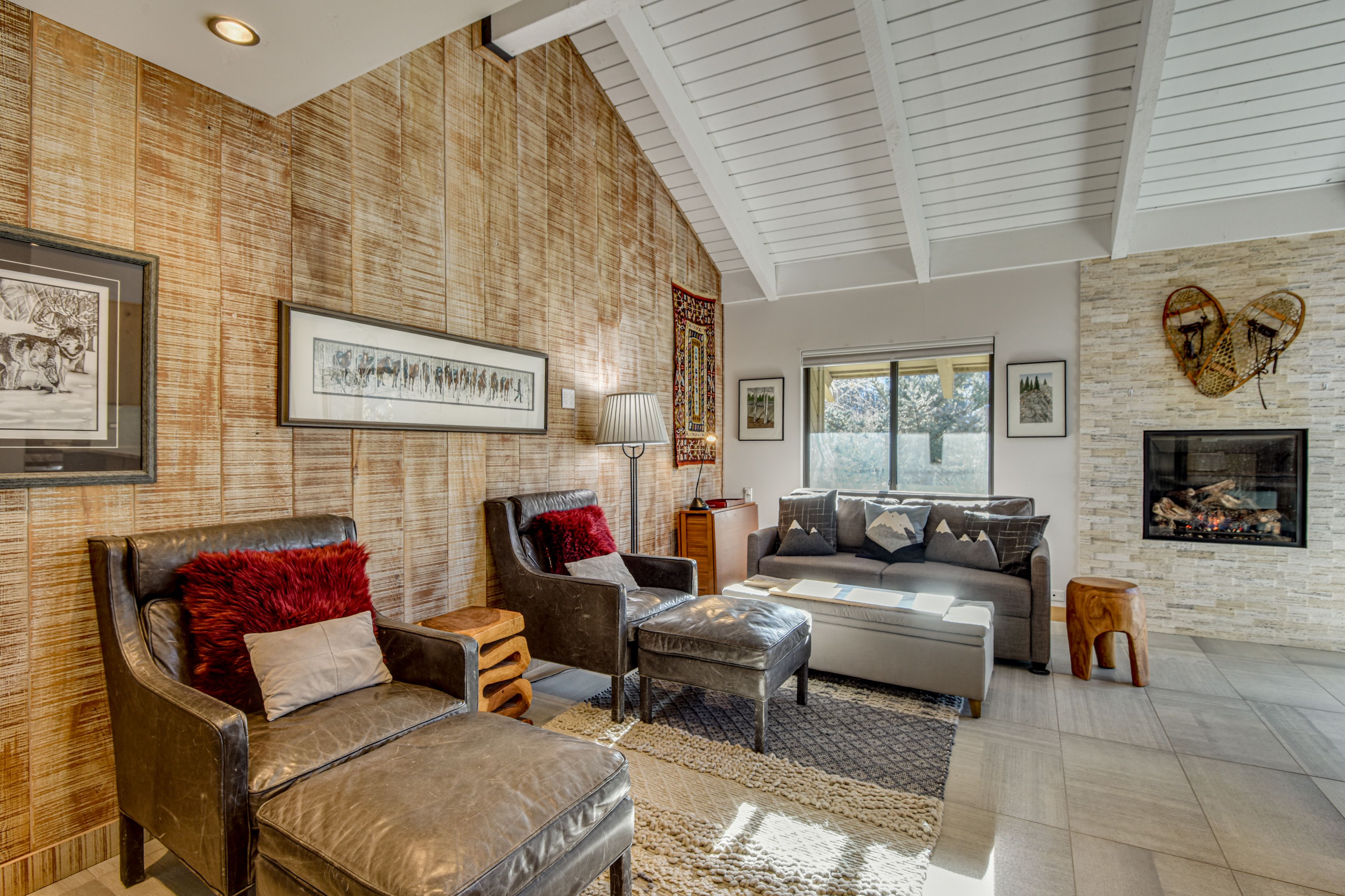 Living Room | Queen Sleeper Sofa | 1st Floor