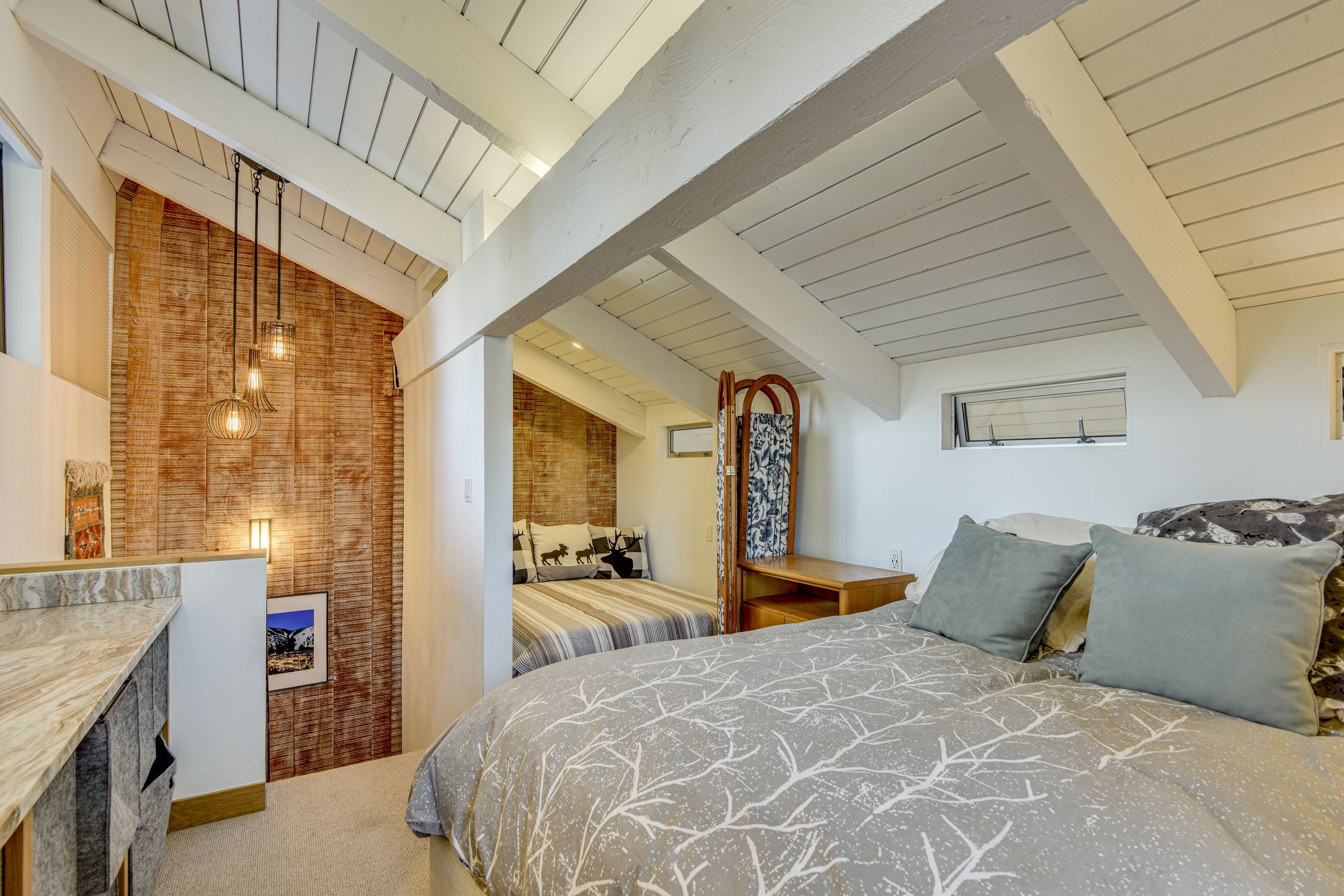 Bedroom 2 (Loft) | Queen Bed | Full Bed | 2nd Floor