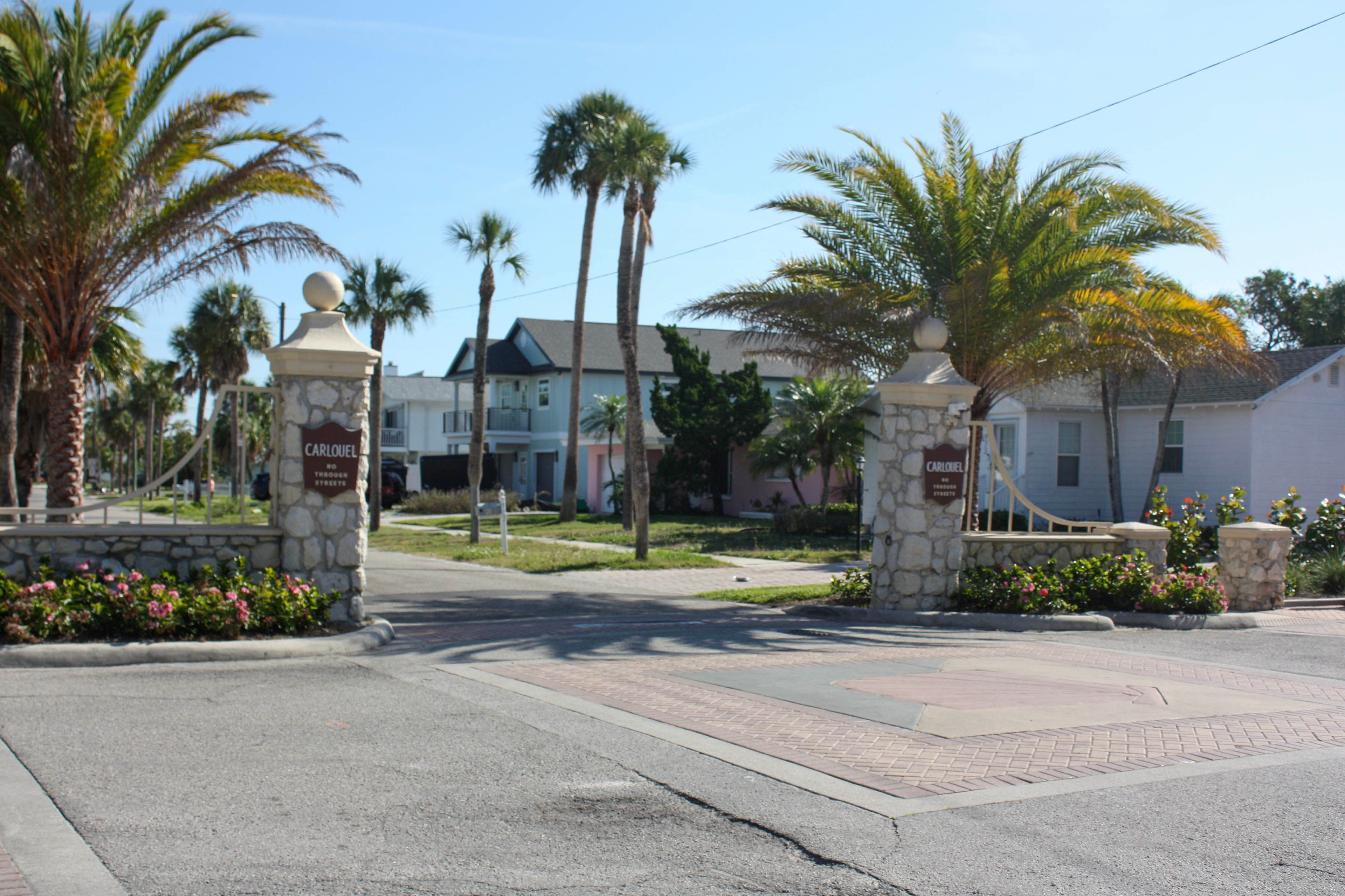 Carlouel Community Entrance