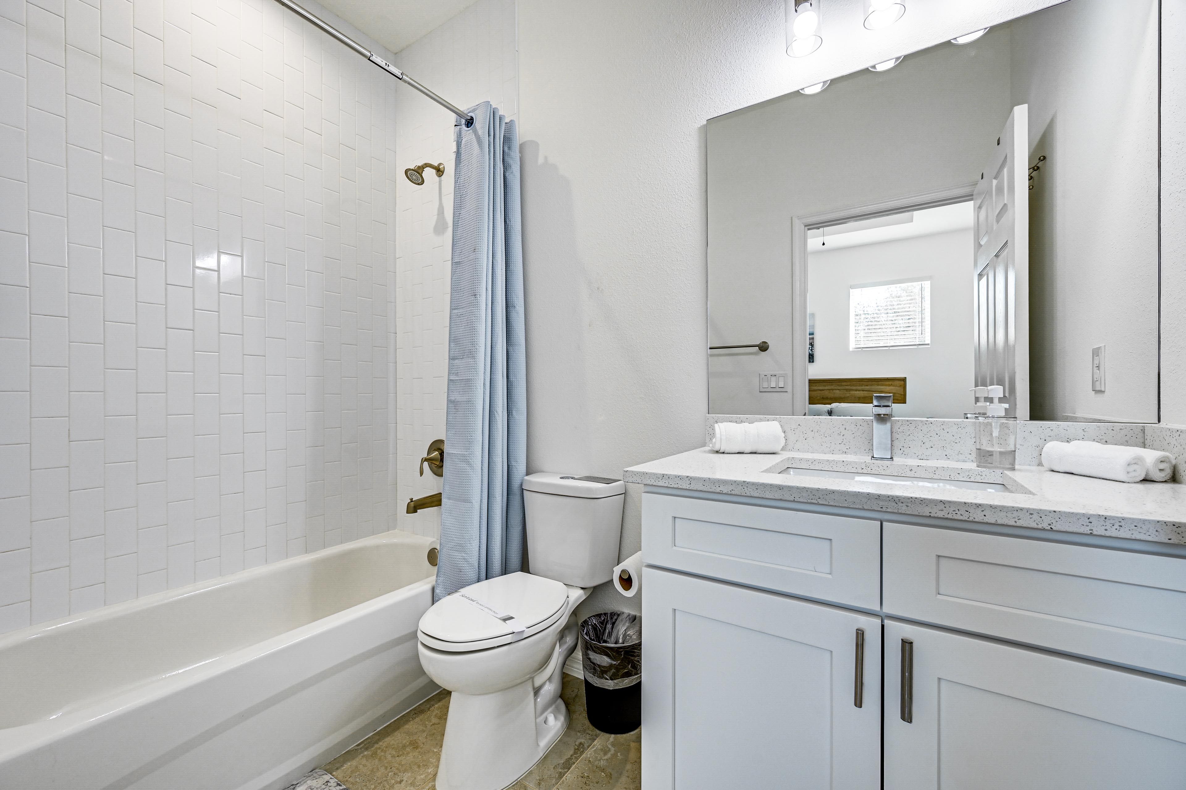 Full Bathroom | 2nd Floor