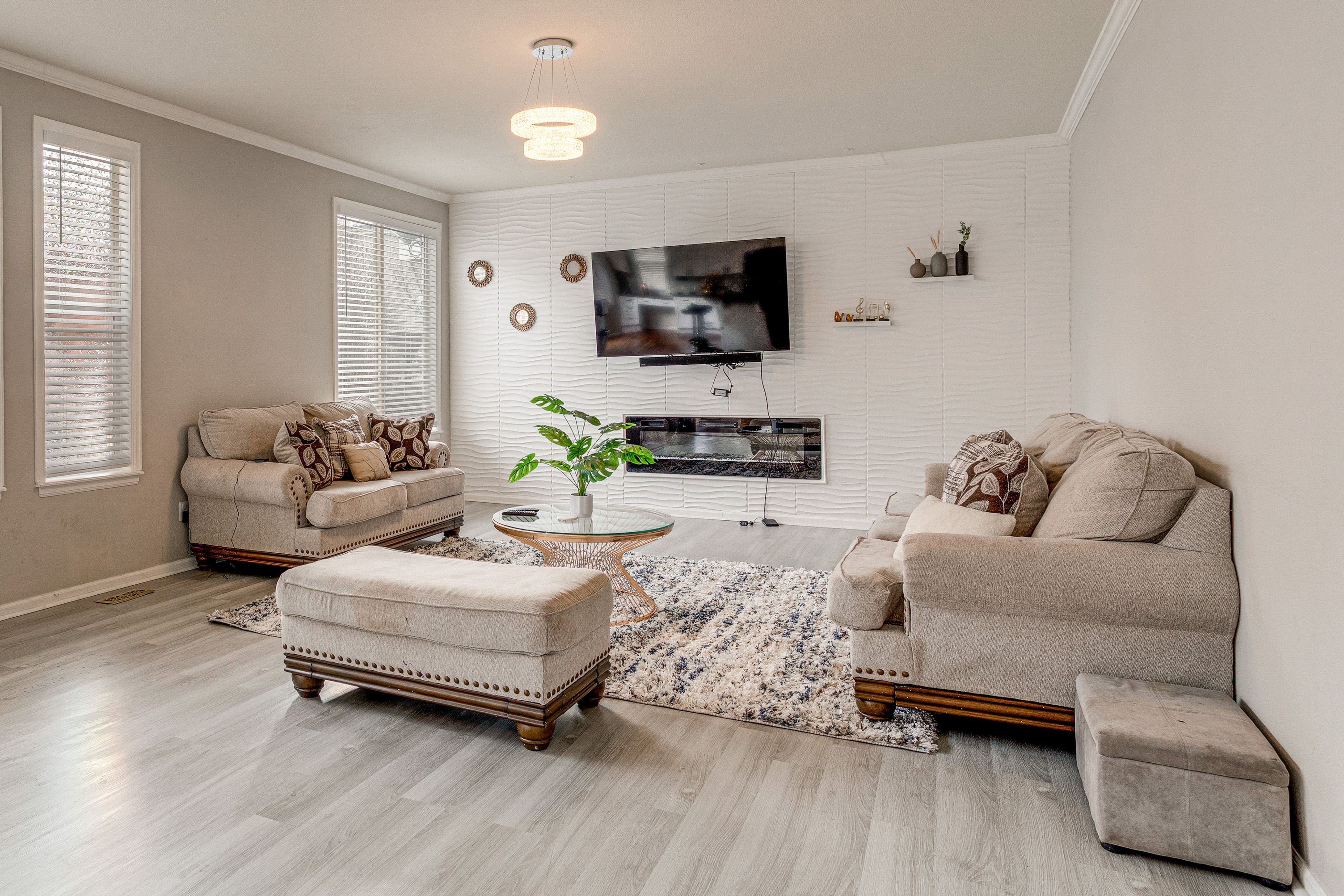 Living Room | Main Level