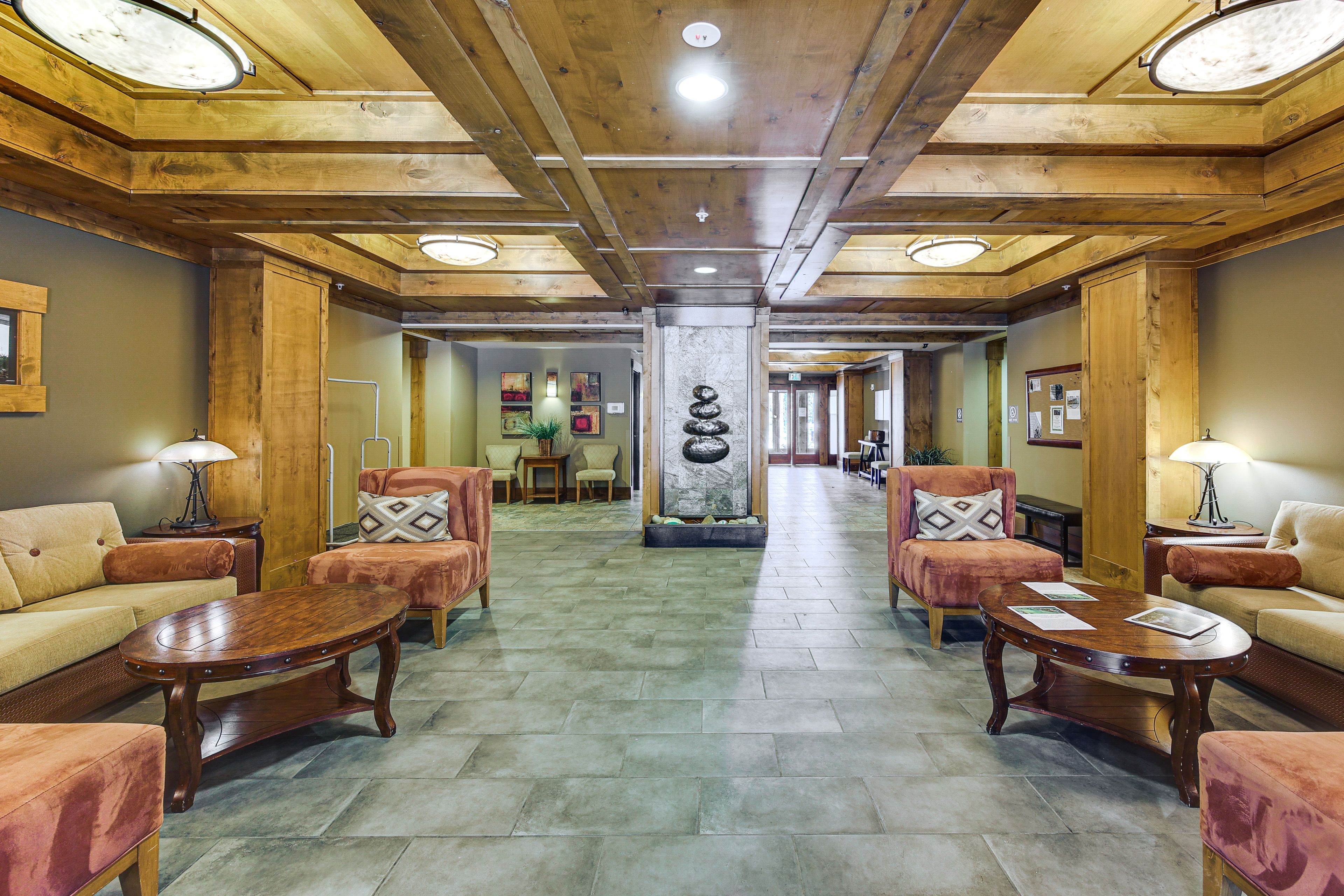 Trailhead Condominiums | Community Amenities | Lobby