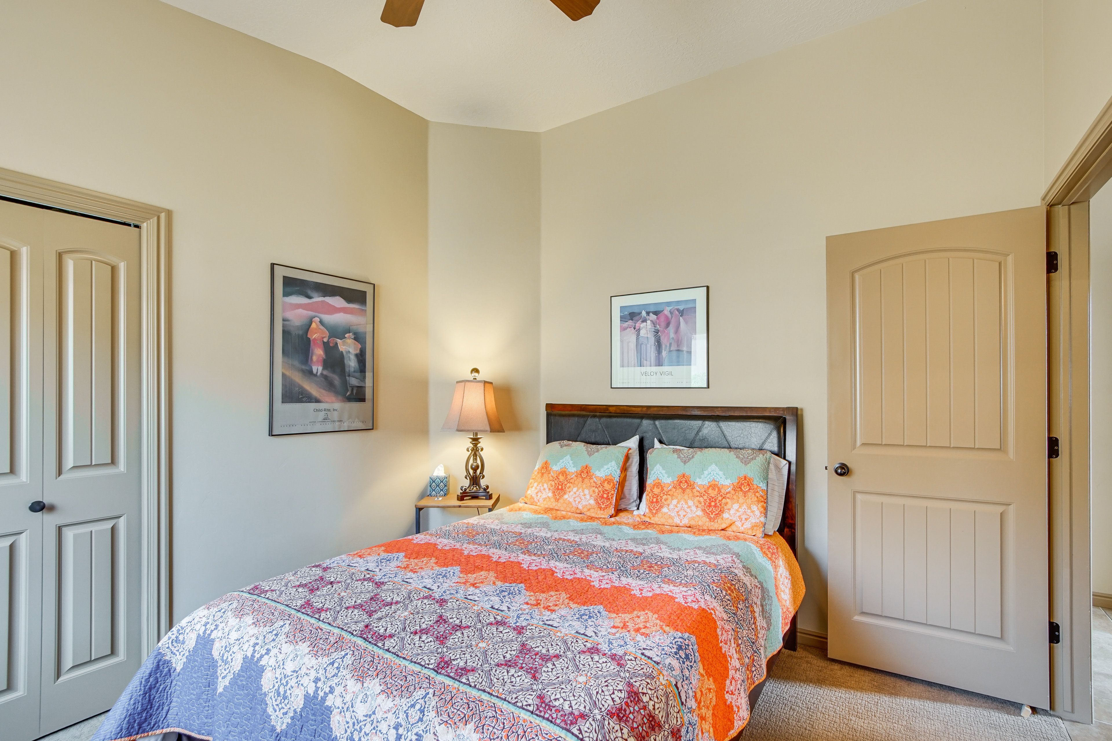 Bedroom 2 | Queen Bed