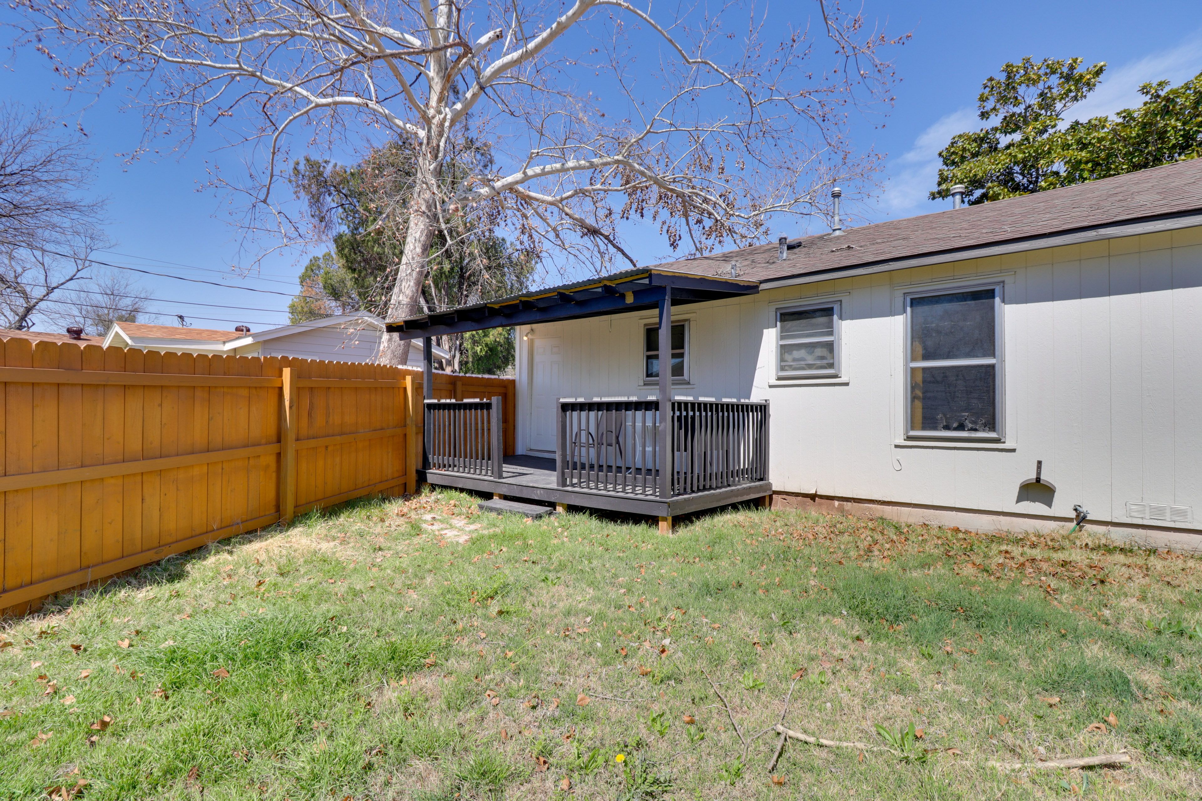 Fenced Yard