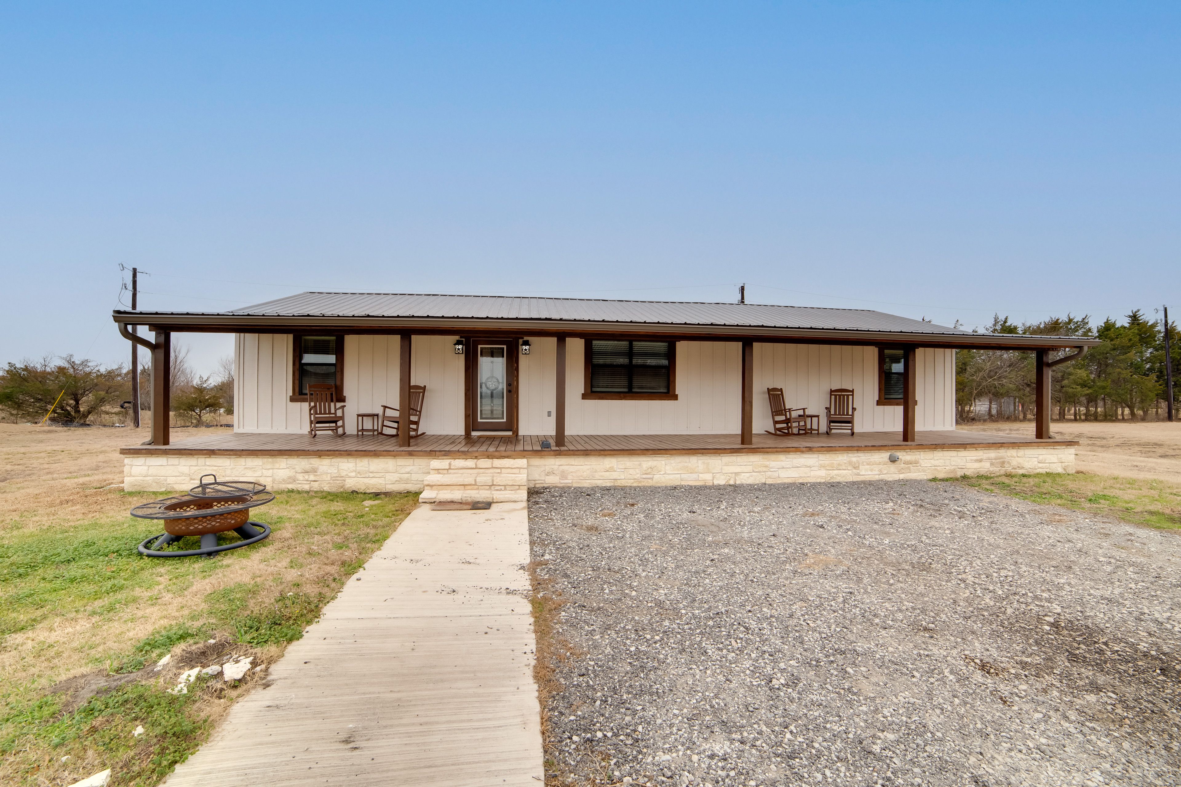Driveway Parking | 2 Vehicles