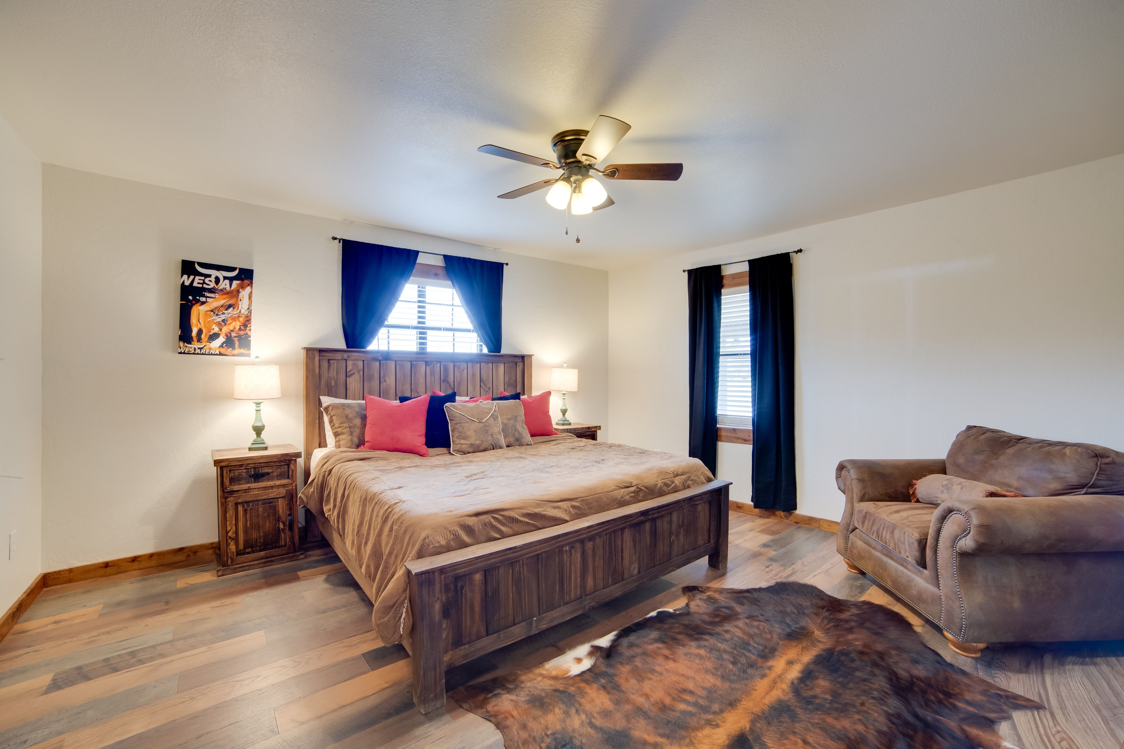 Bedroom 1 | King Bed