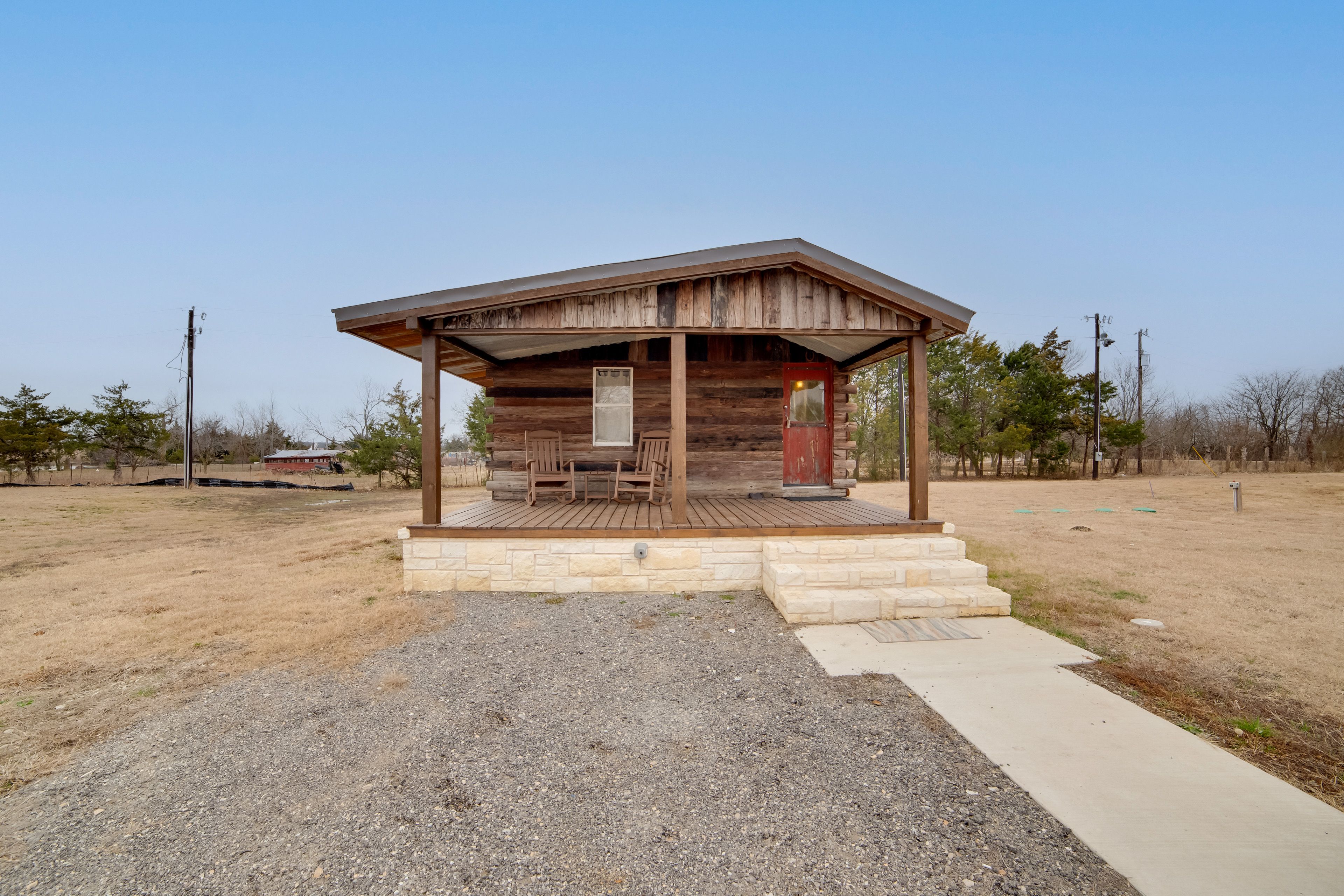 Driveway Parking | 1 Vehicle