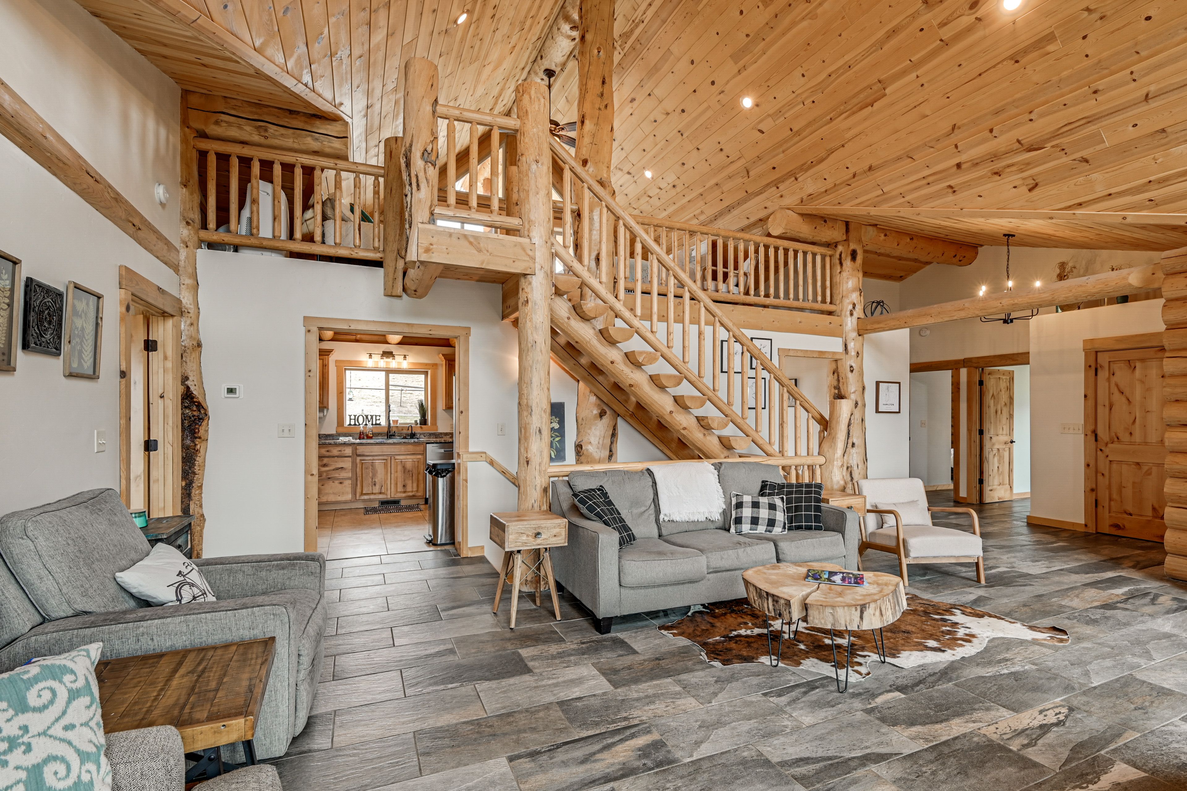 Living Room | Main Level