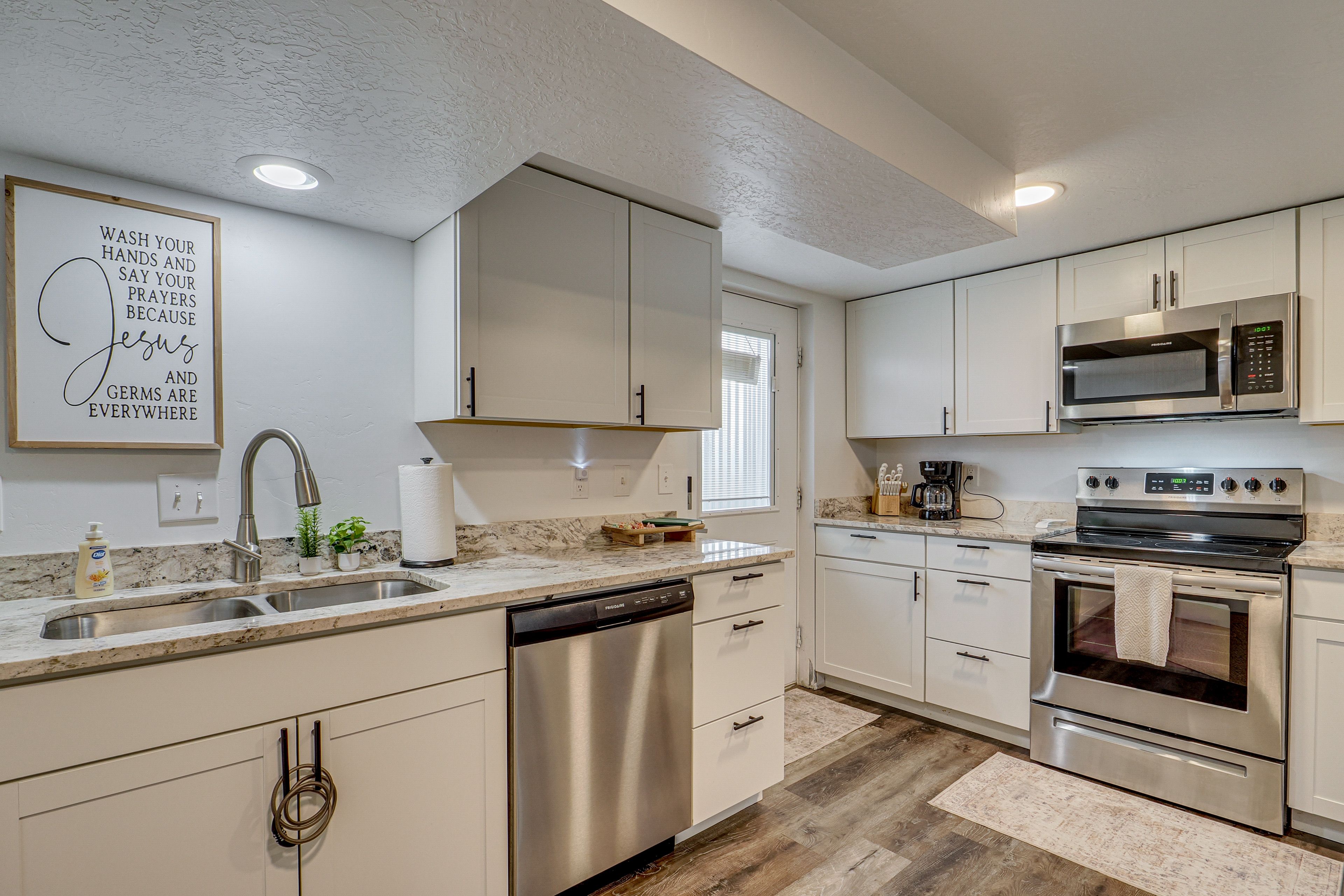 Kitchen | Drip Coffee Maker