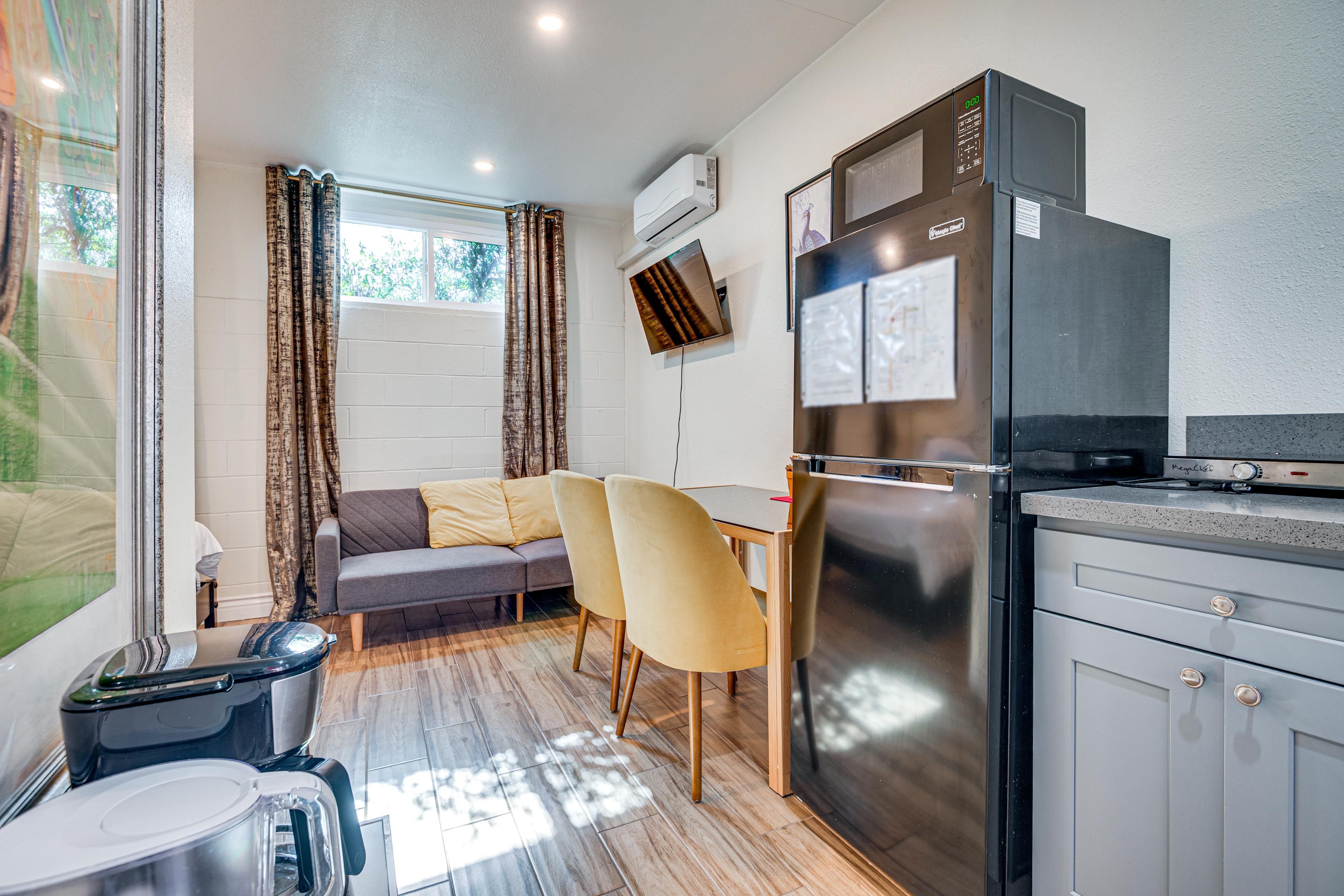 Pasadena Vacation Rental | Studio | 1BA | 280 Sq Ft