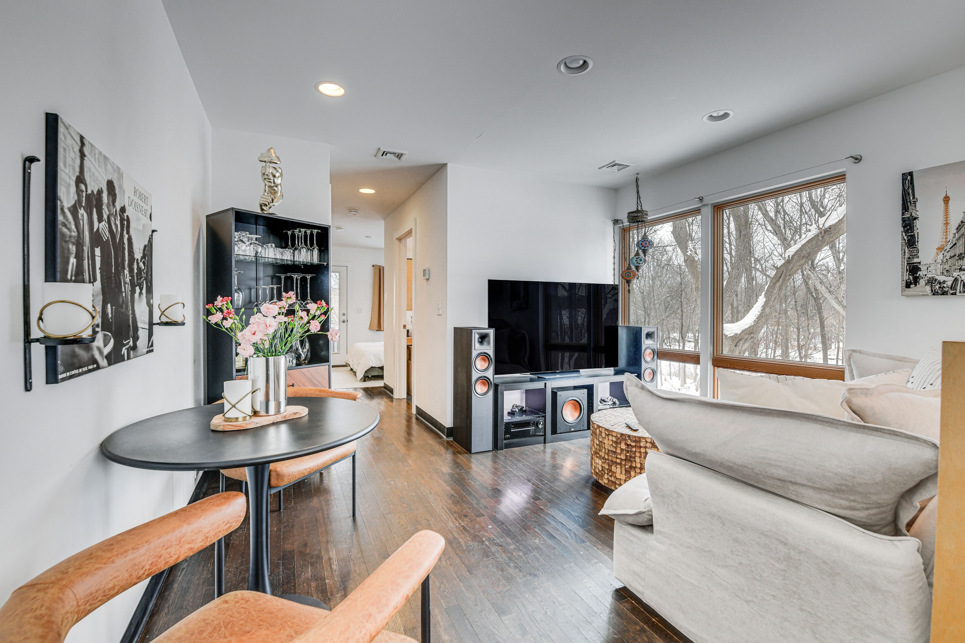 Living Area | TV | 2nd Floor