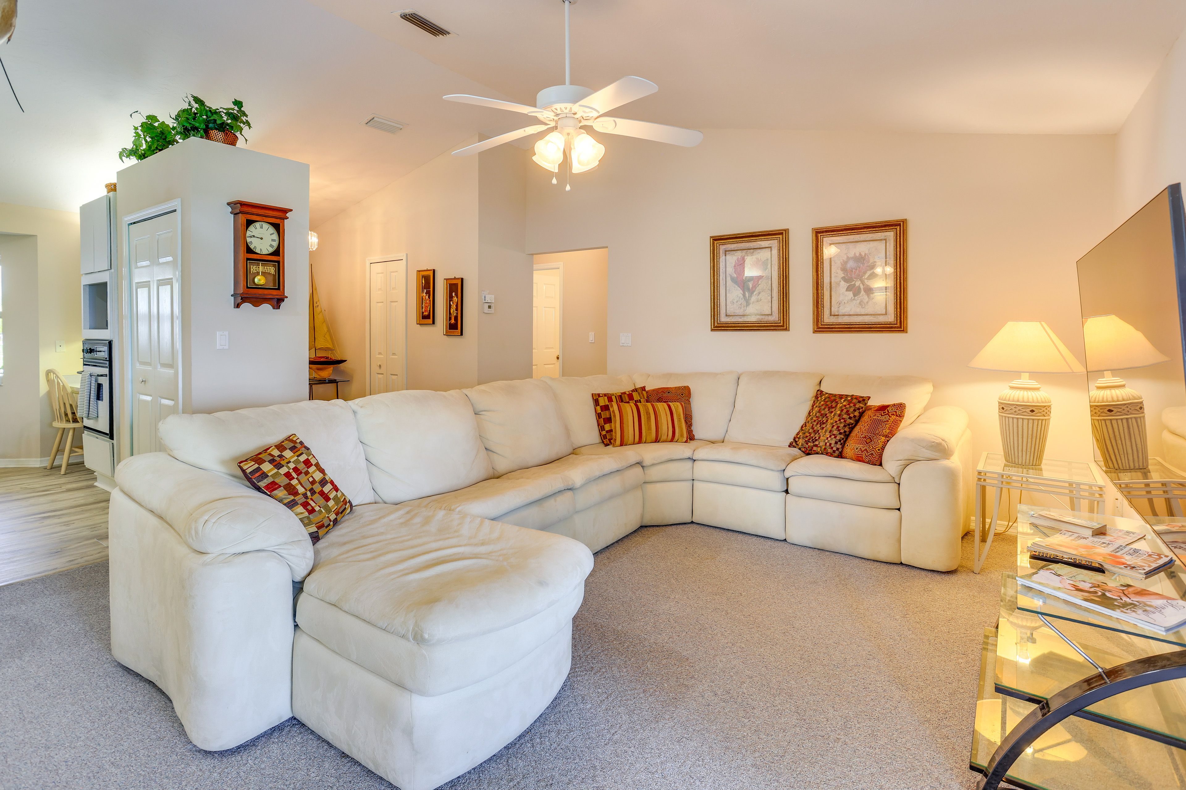 Living Room | Full Sleeper Sofa