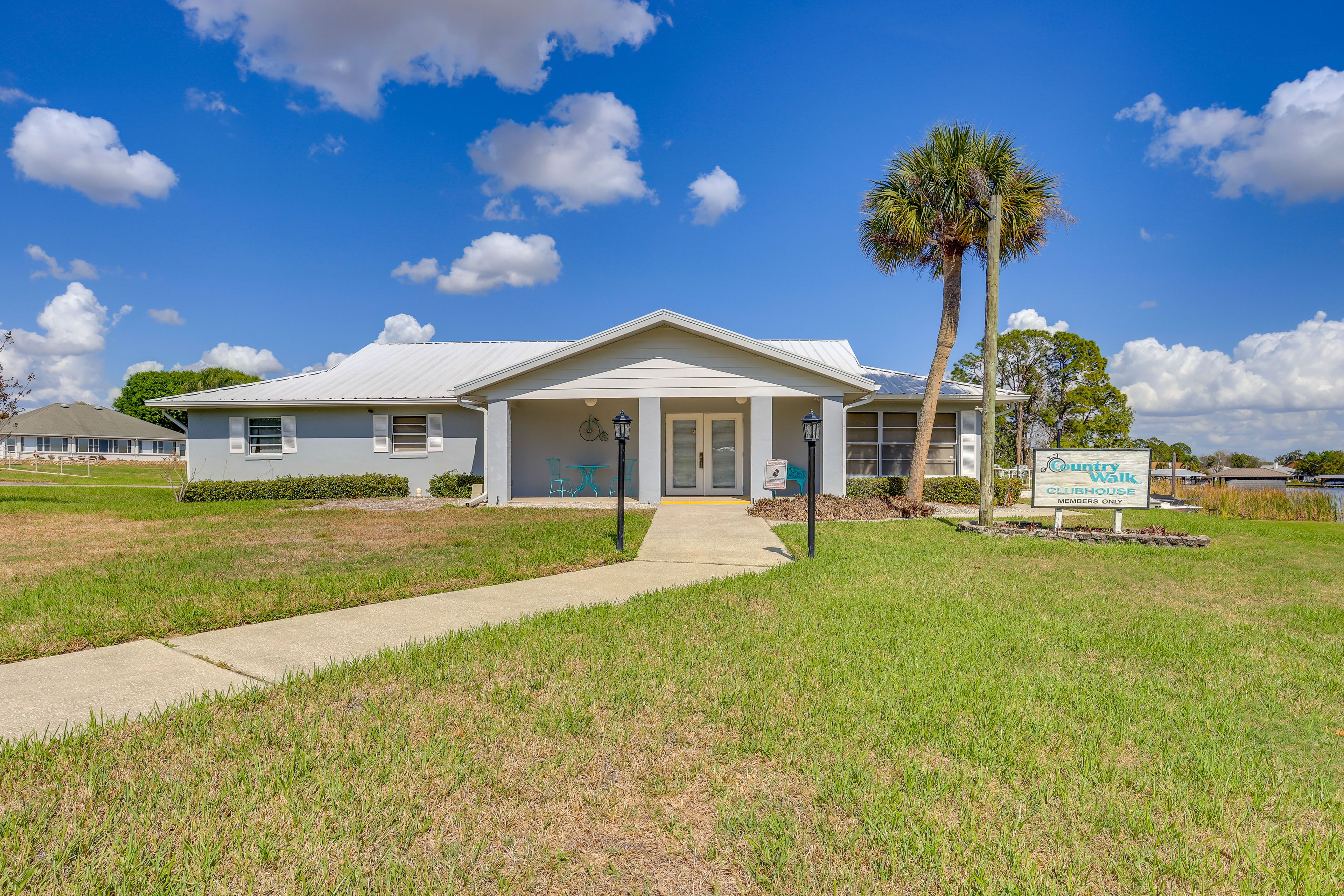 Country Walk of Lake Placid | Community Amenities