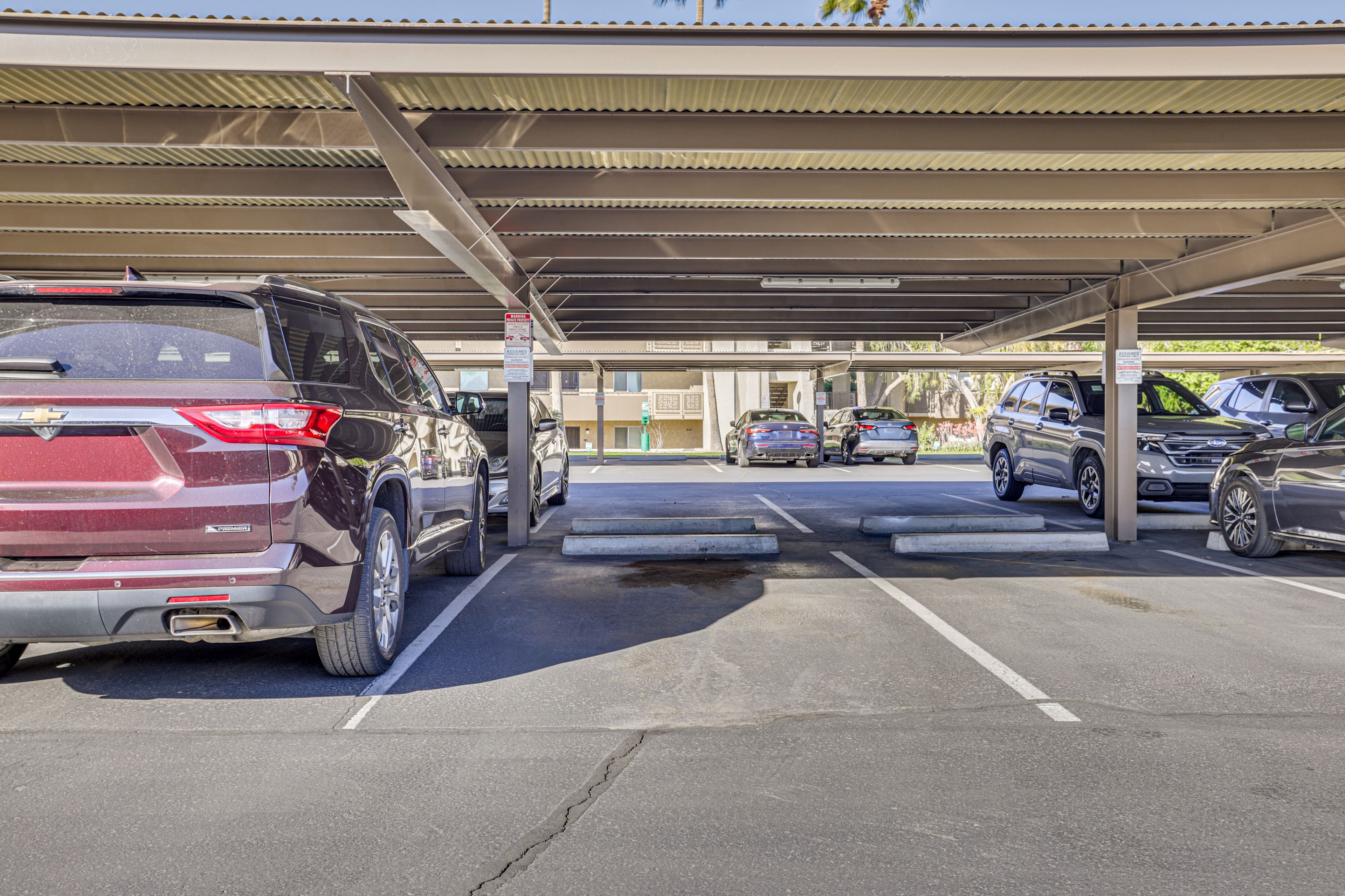 Covered Parking | 1 Vehicle