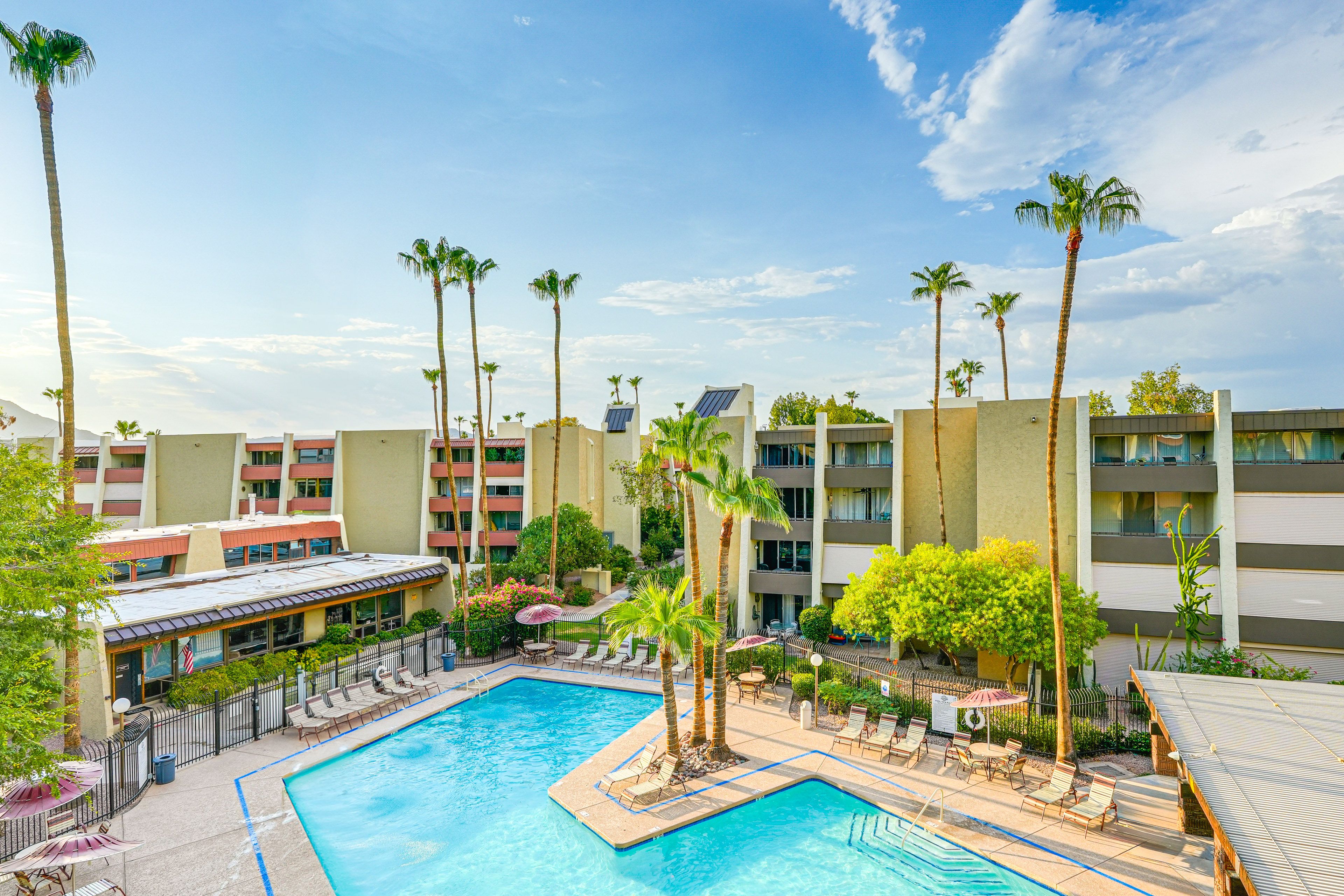 Maya Condos | Community Pool