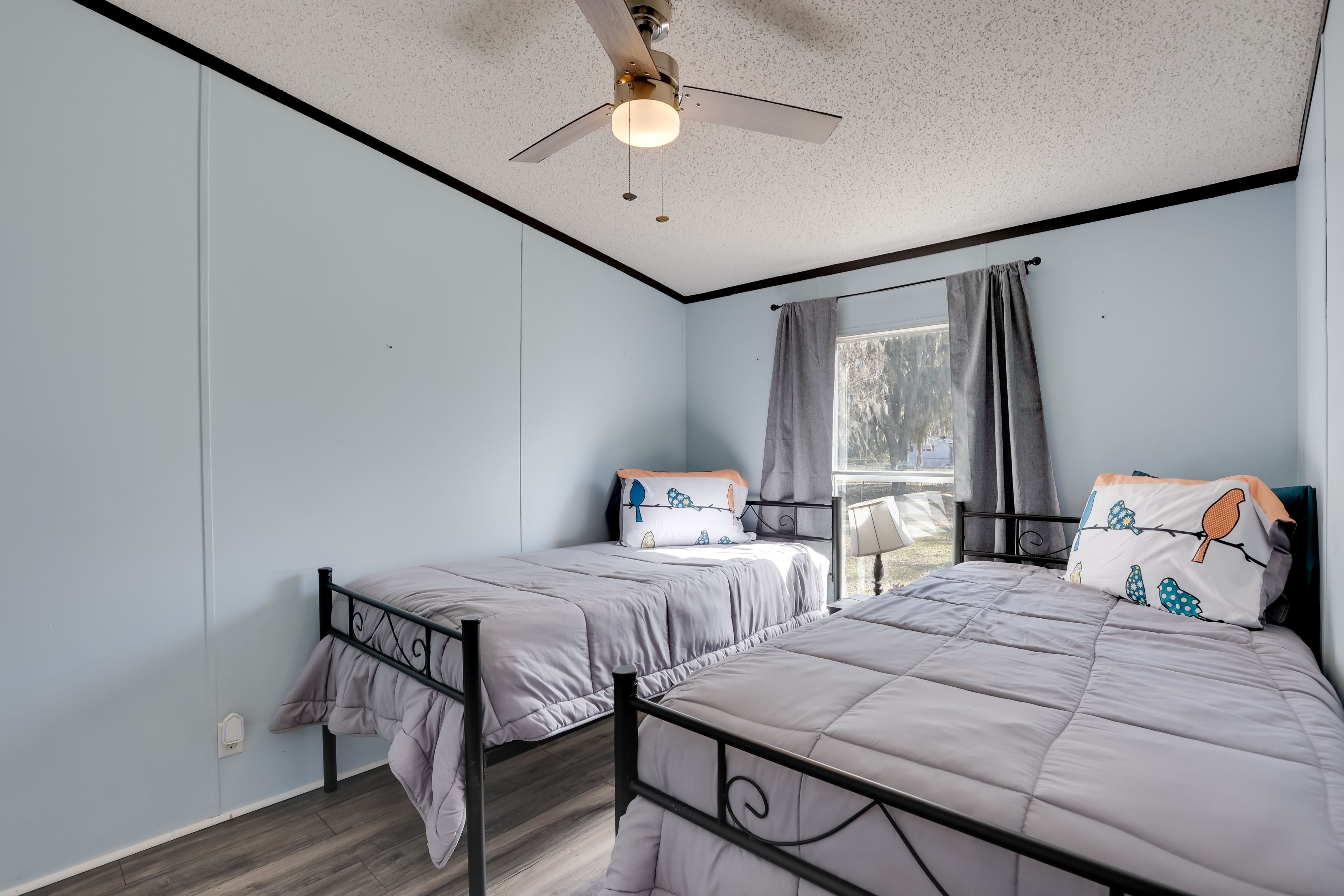 Bedroom 3 | 2 Twin Beds