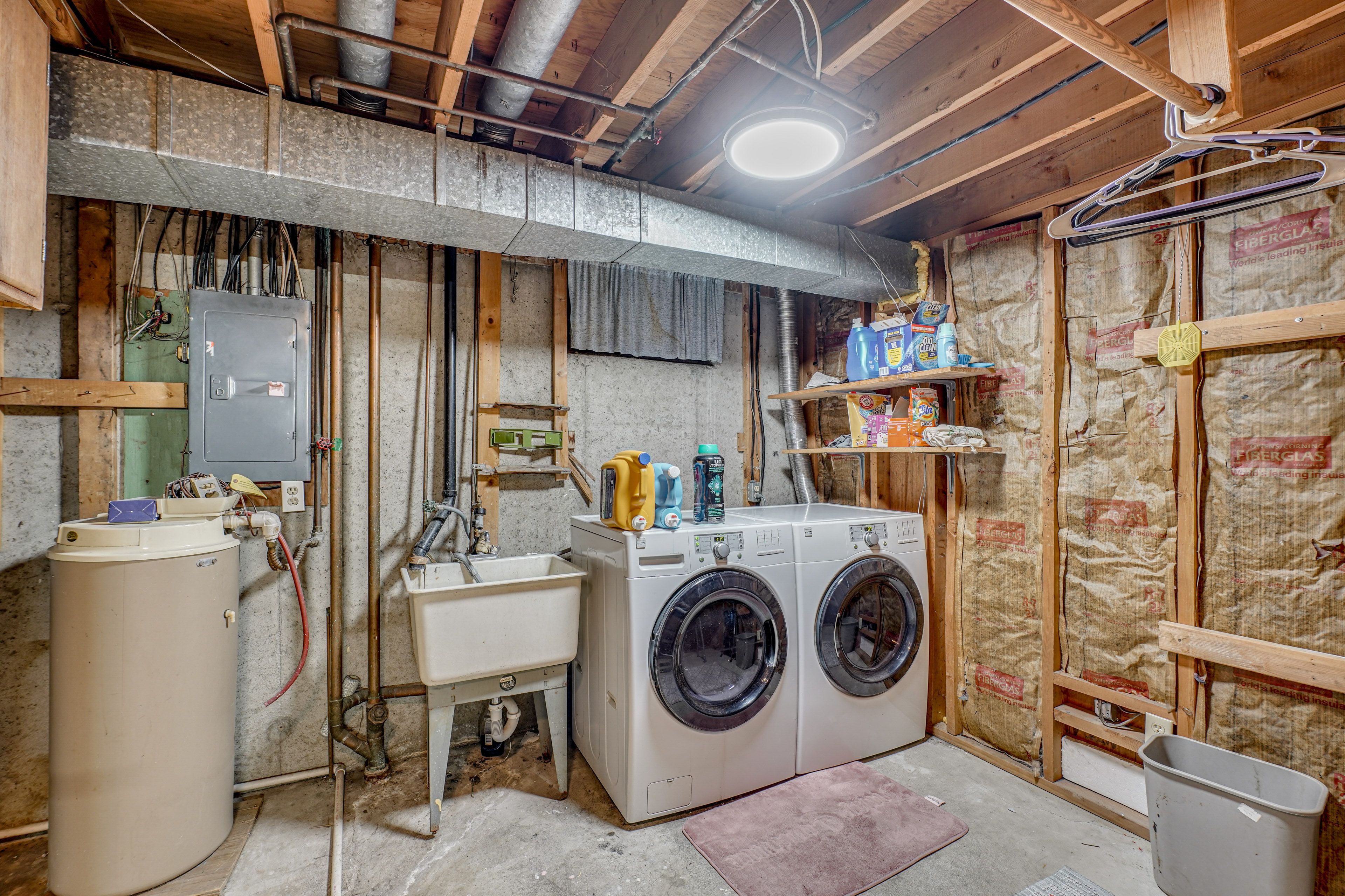 Laundry Room | Basement