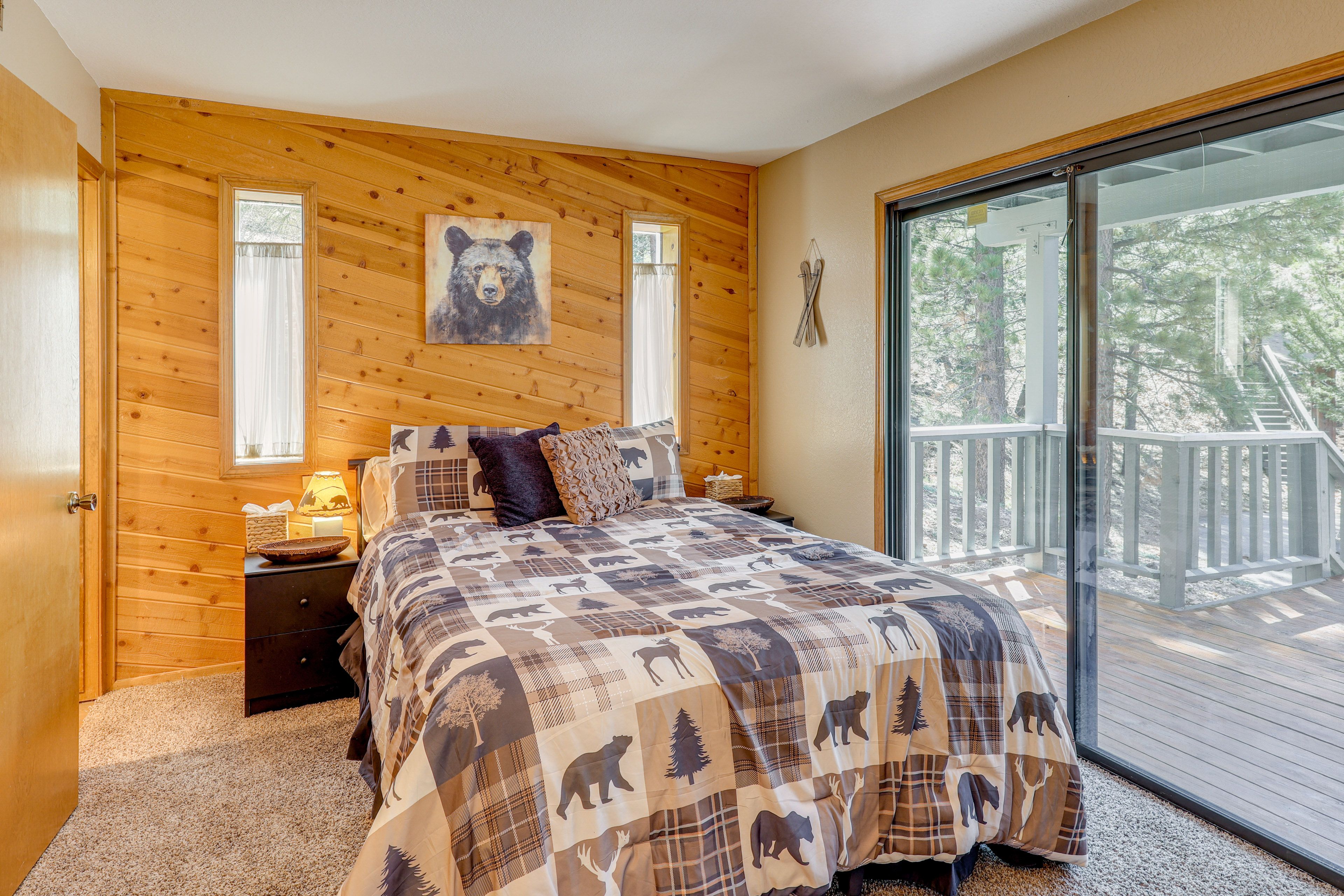 Bedroom 3 | Queen Bed | 1st Floor