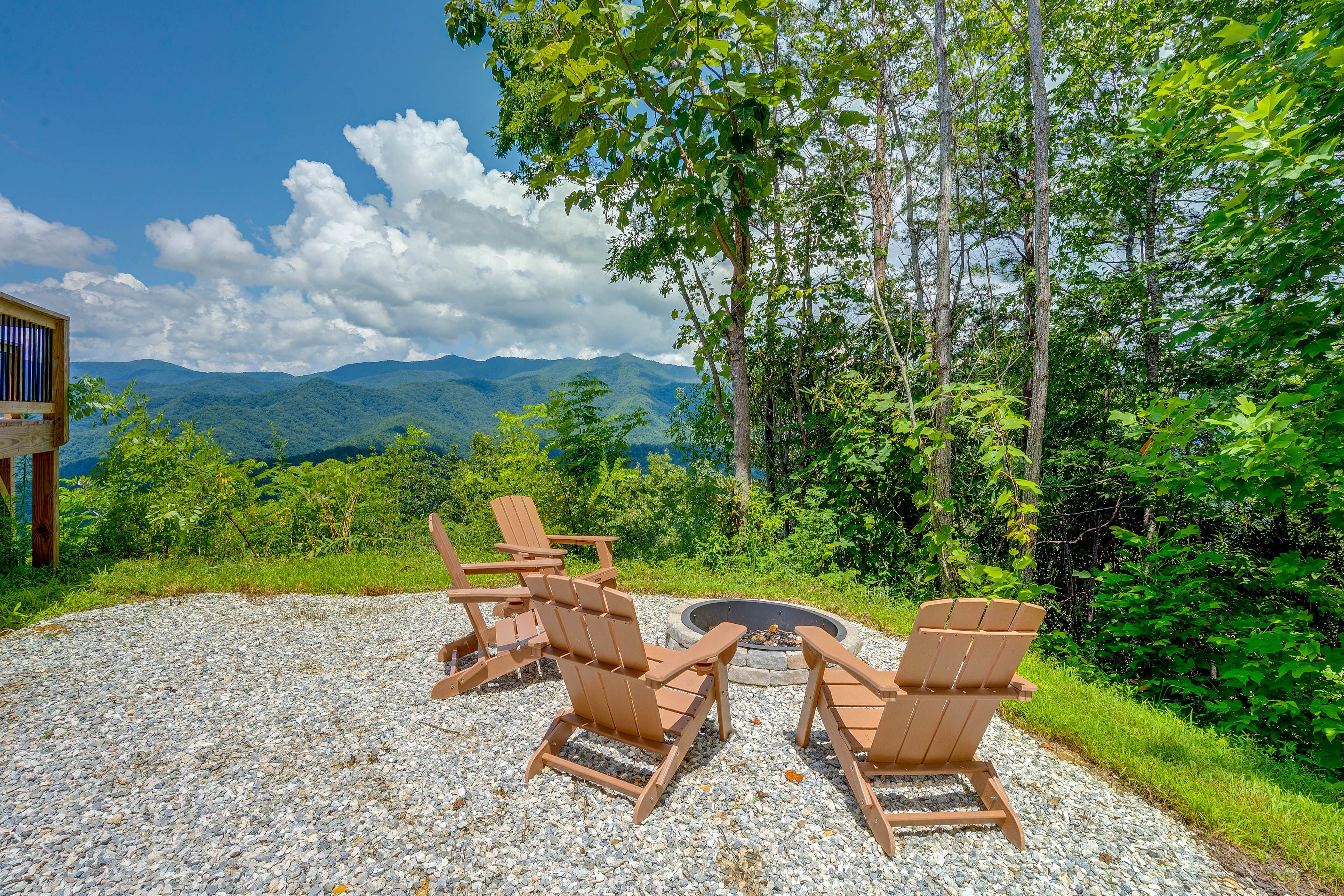 Fire Pit | Outdoor Seating