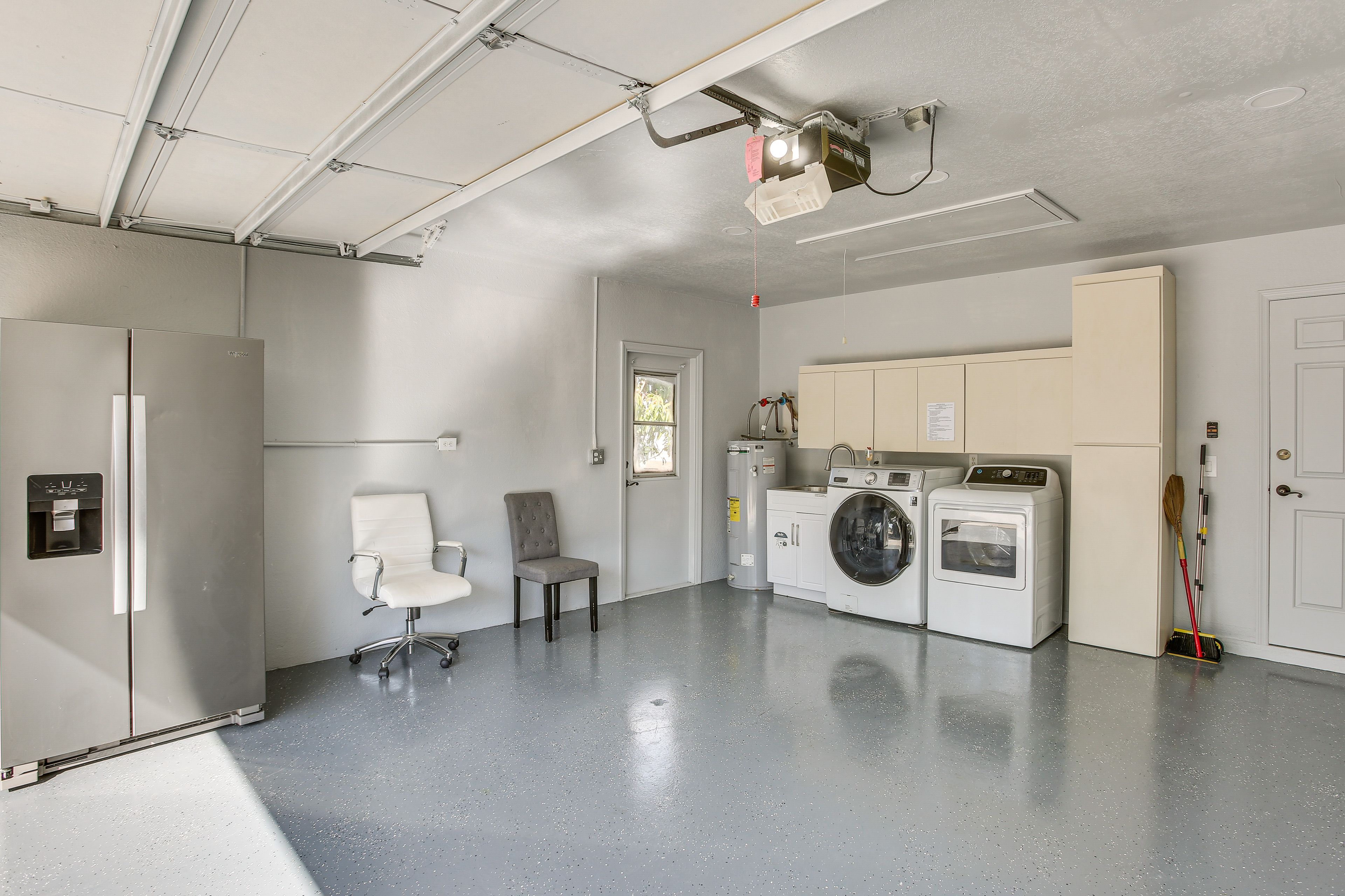 Garage | Laundry Area | Washer/Dryer